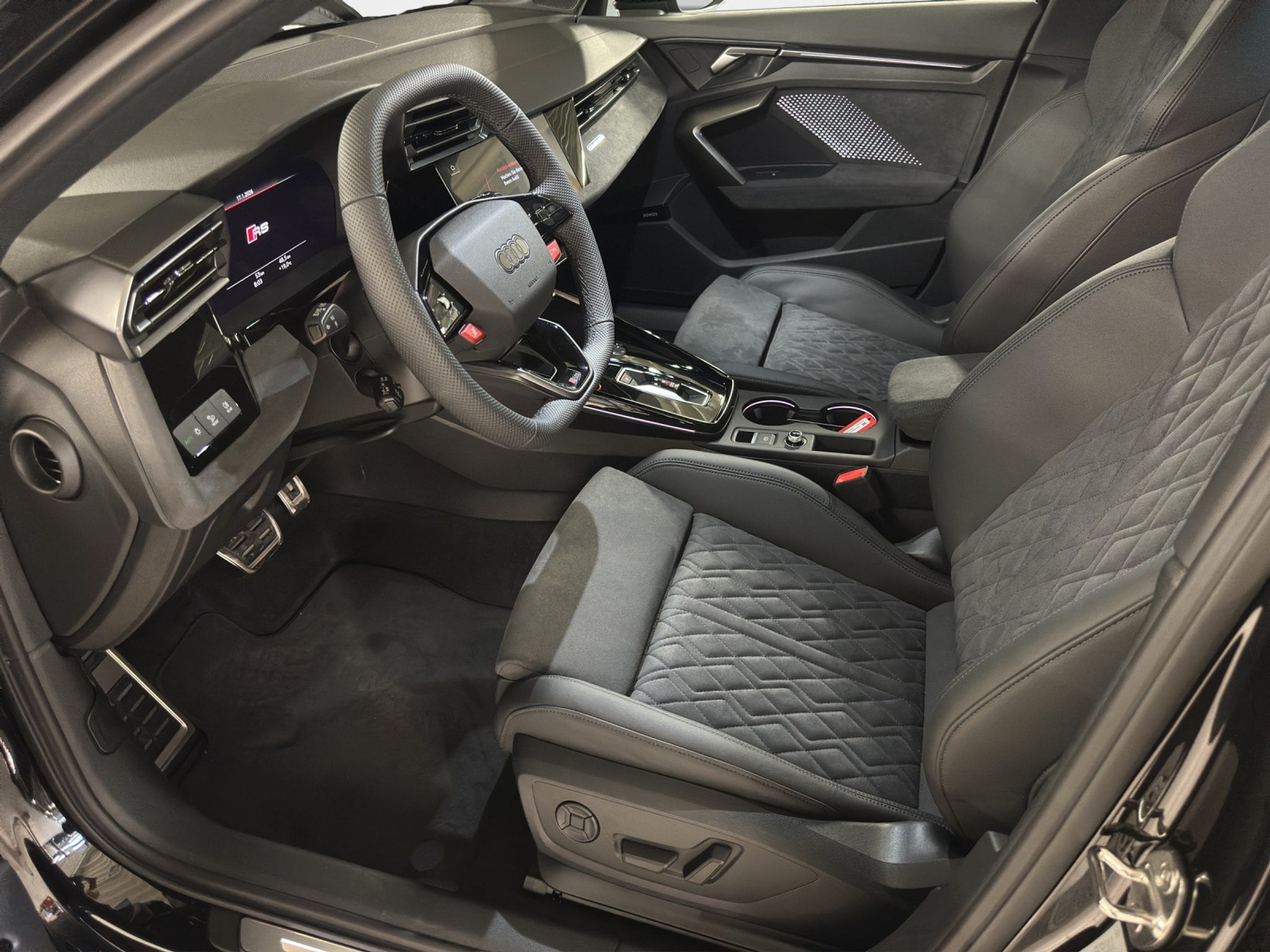 listing desktop thumbnail image 9