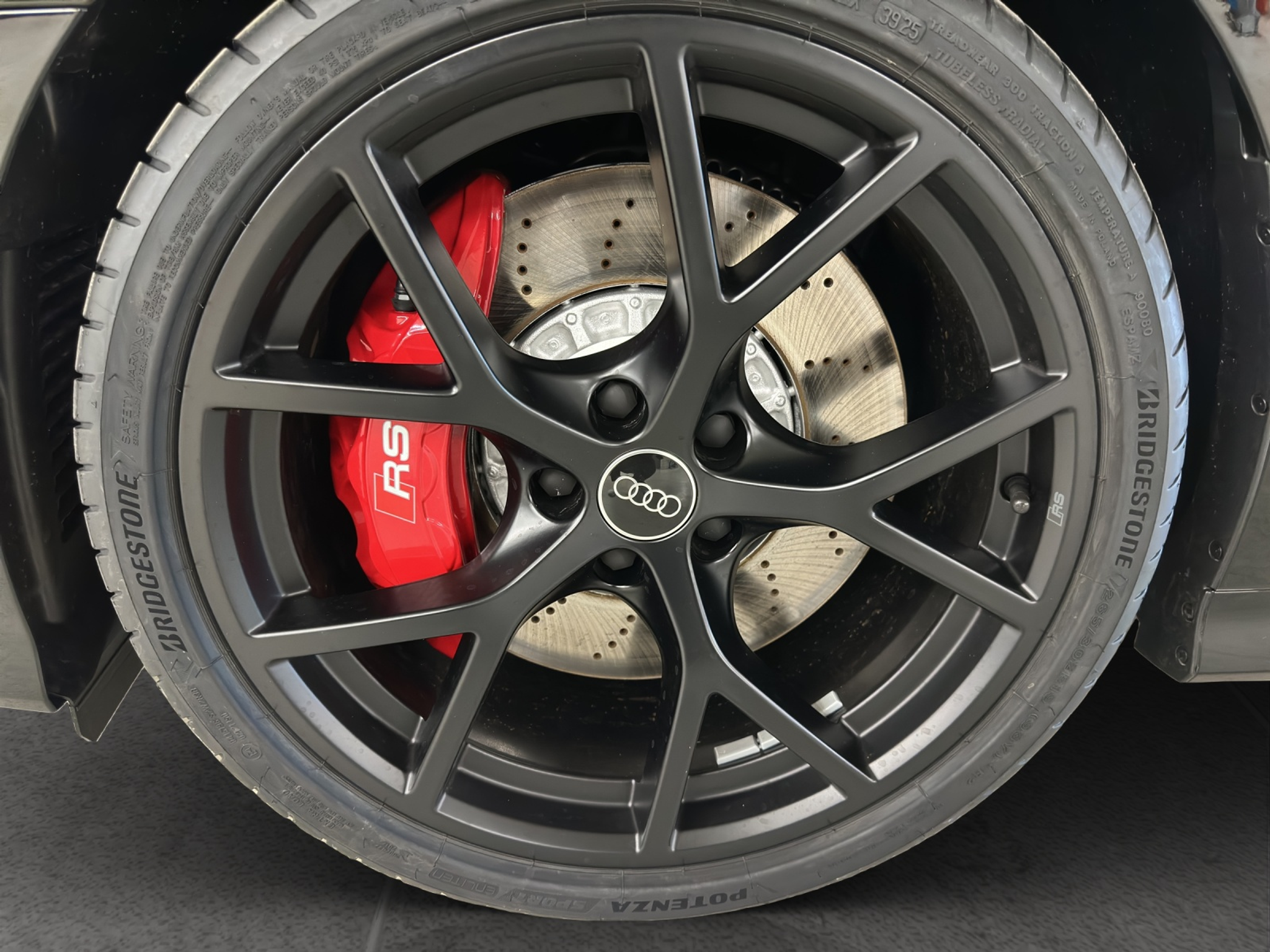 listing desktop thumbnail image 8