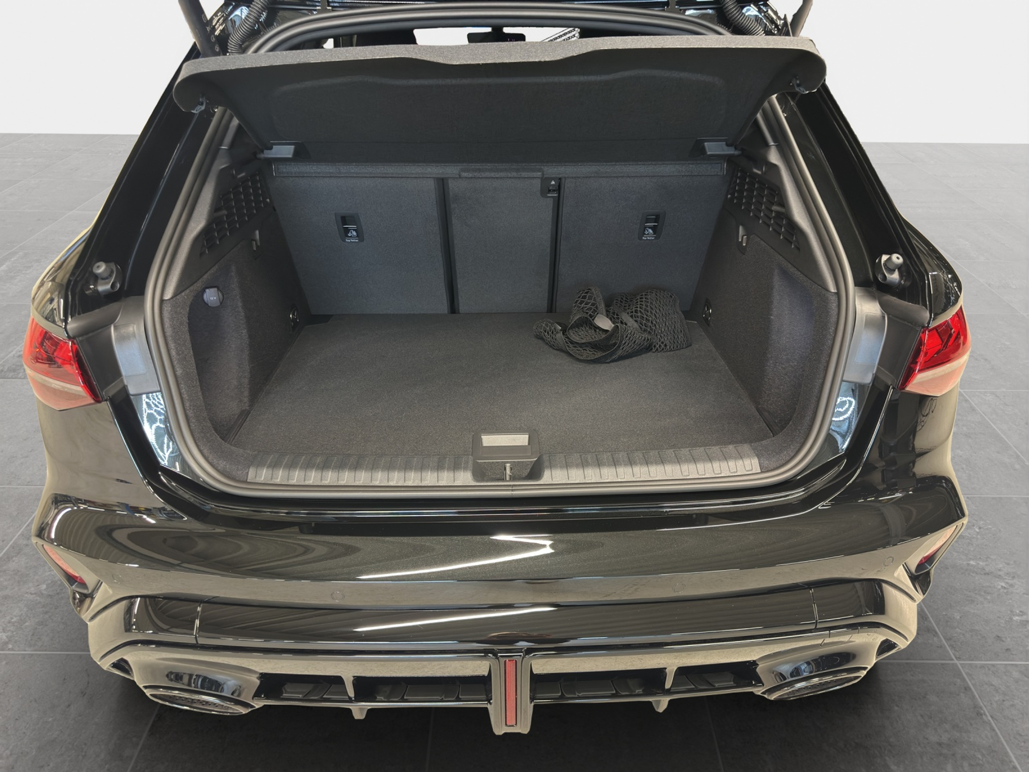 listing desktop thumbnail image 12