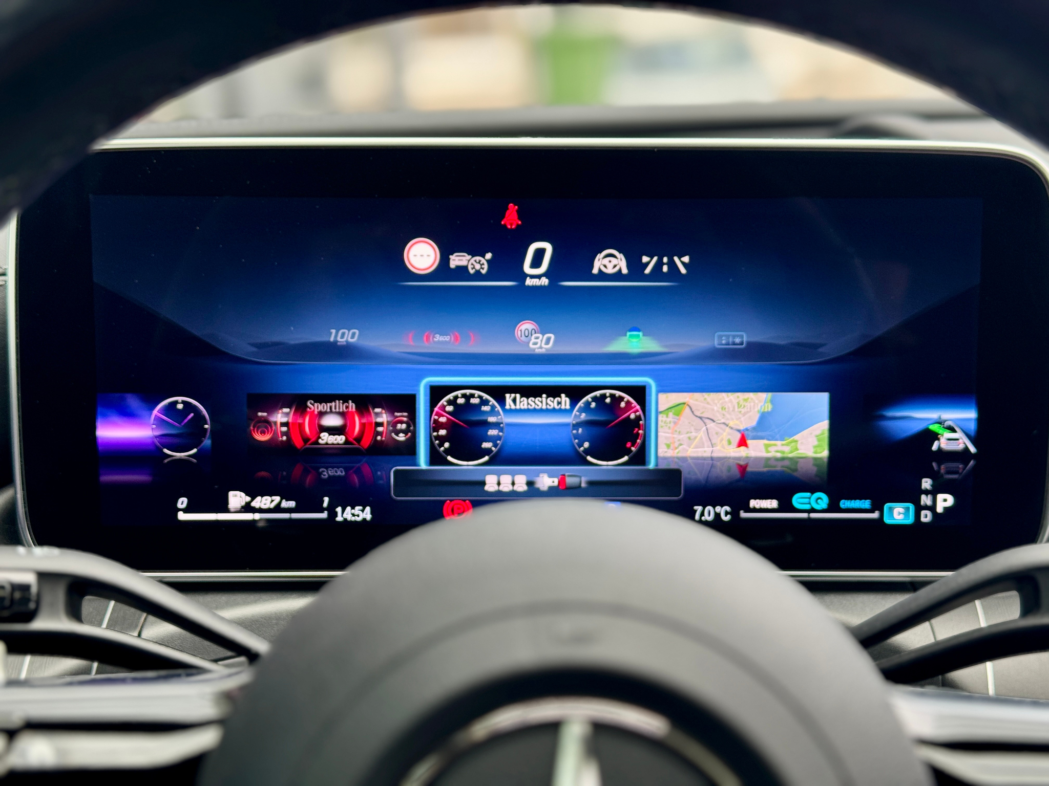 listing desktop thumbnail image 11