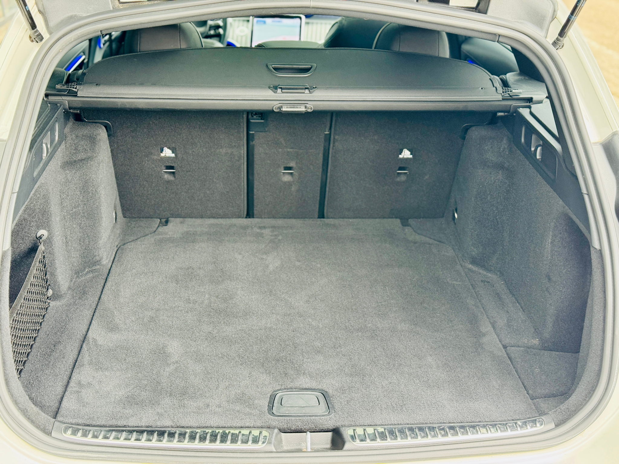 listing desktop thumbnail image 10