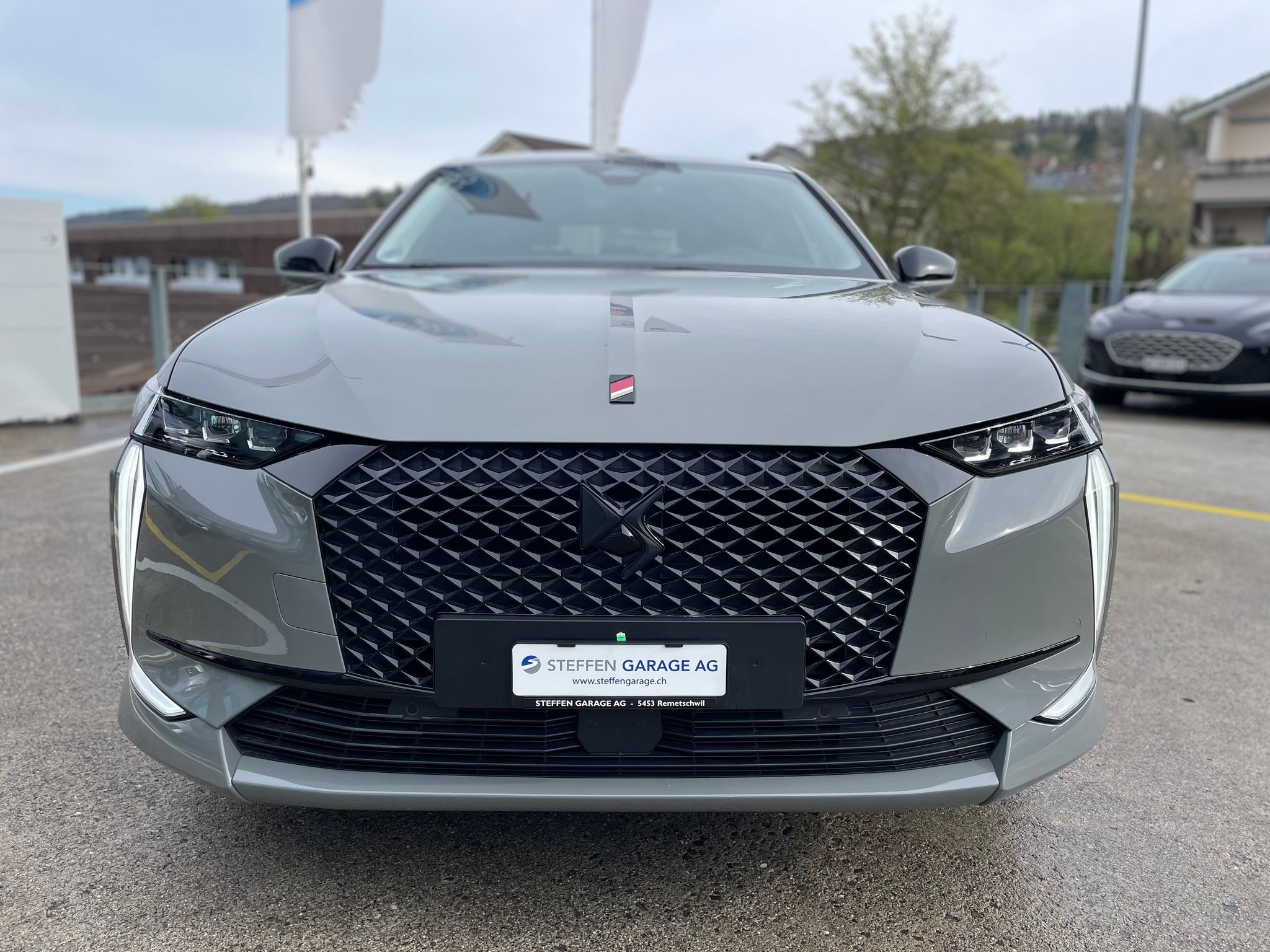 car-image-1