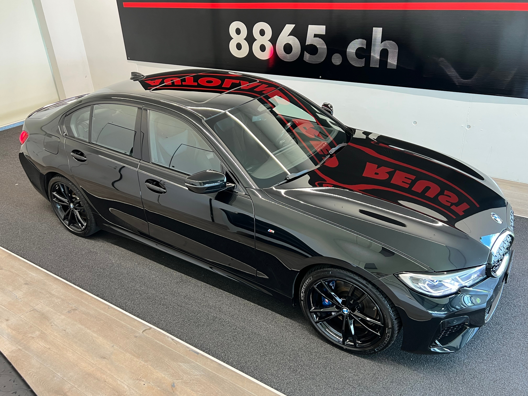 listing desktop thumbnail image 4