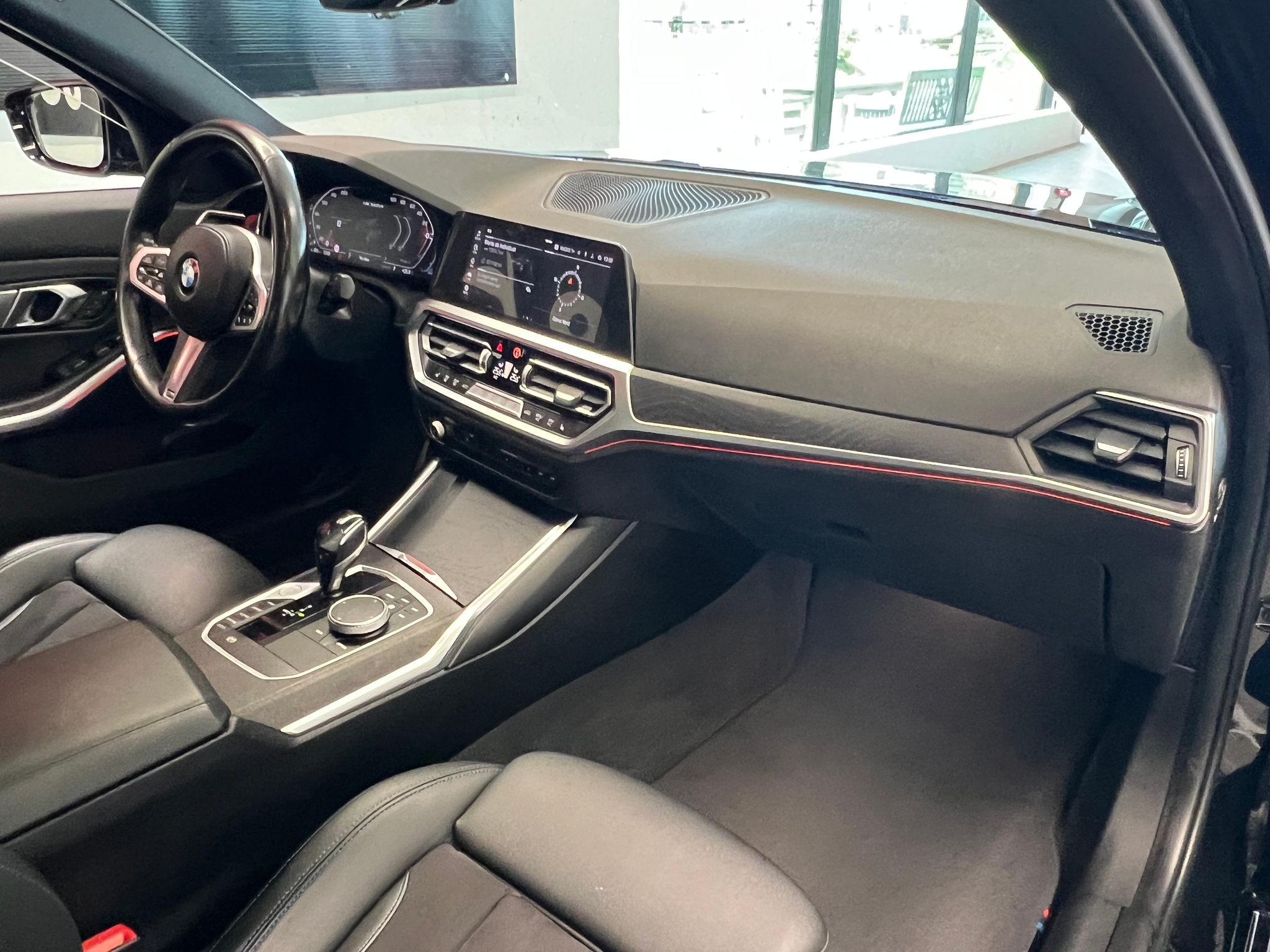 listing desktop thumbnail image 22