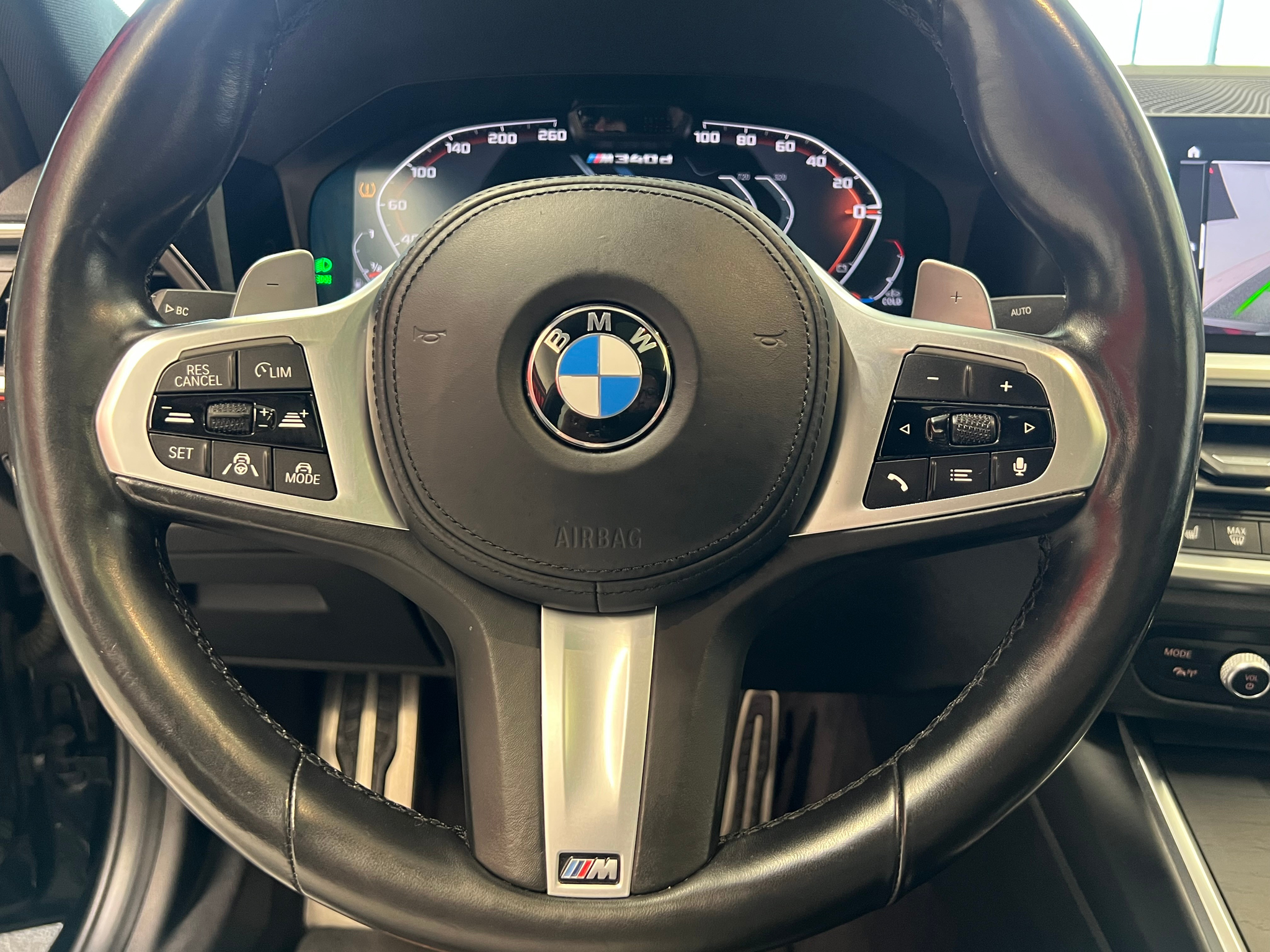 listing desktop thumbnail image 29