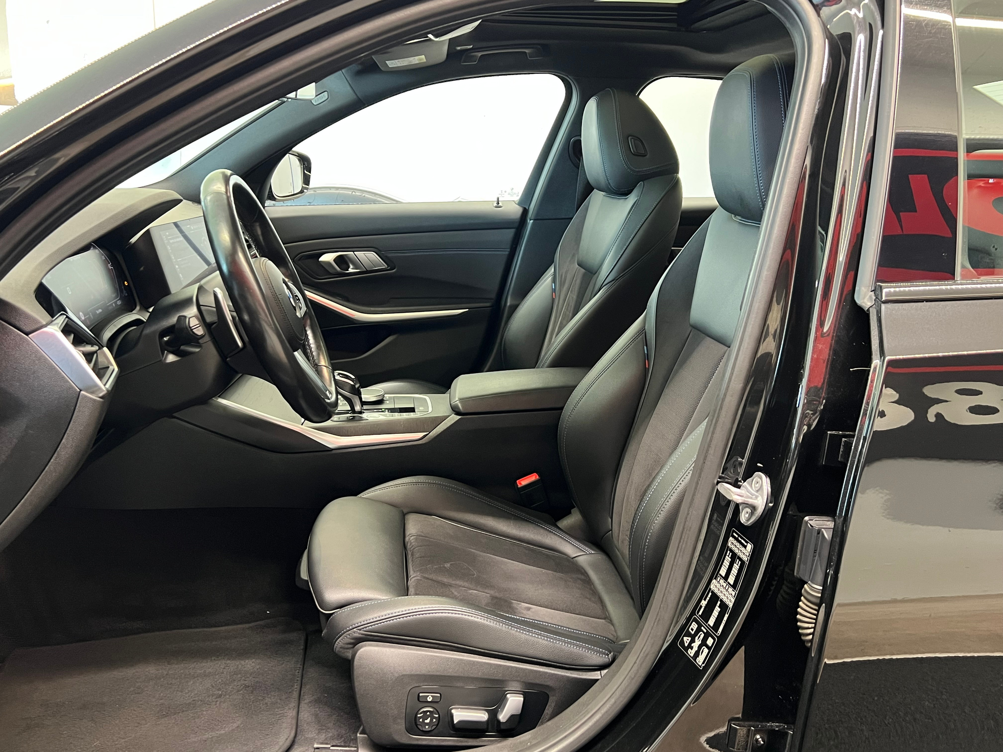 listing desktop thumbnail image 15