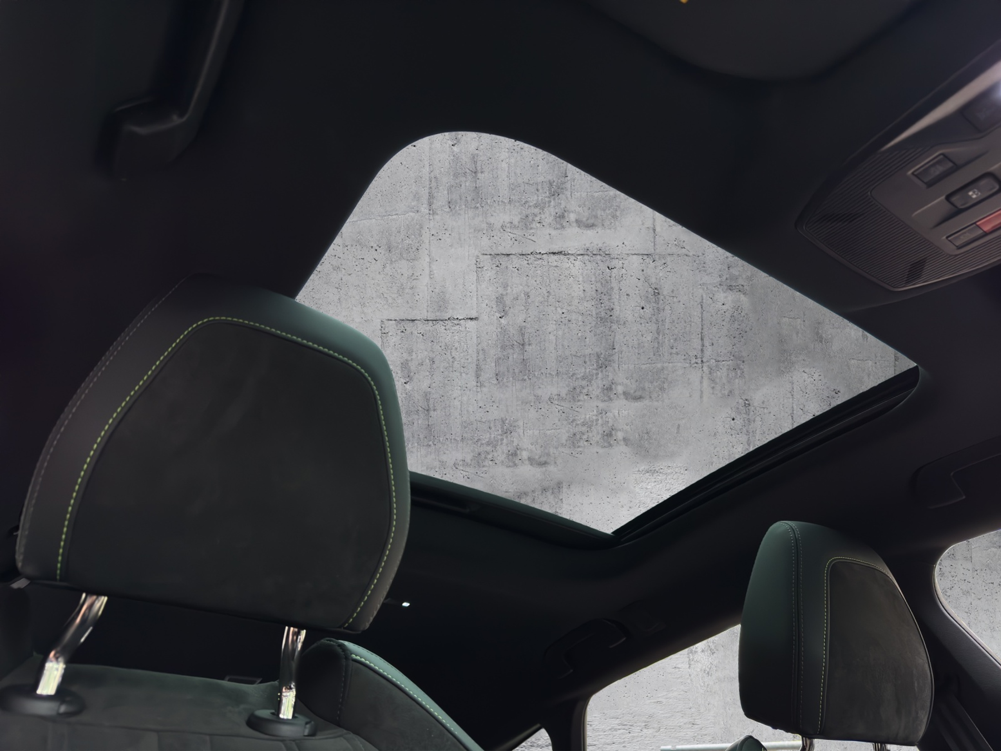 listing desktop thumbnail image 24