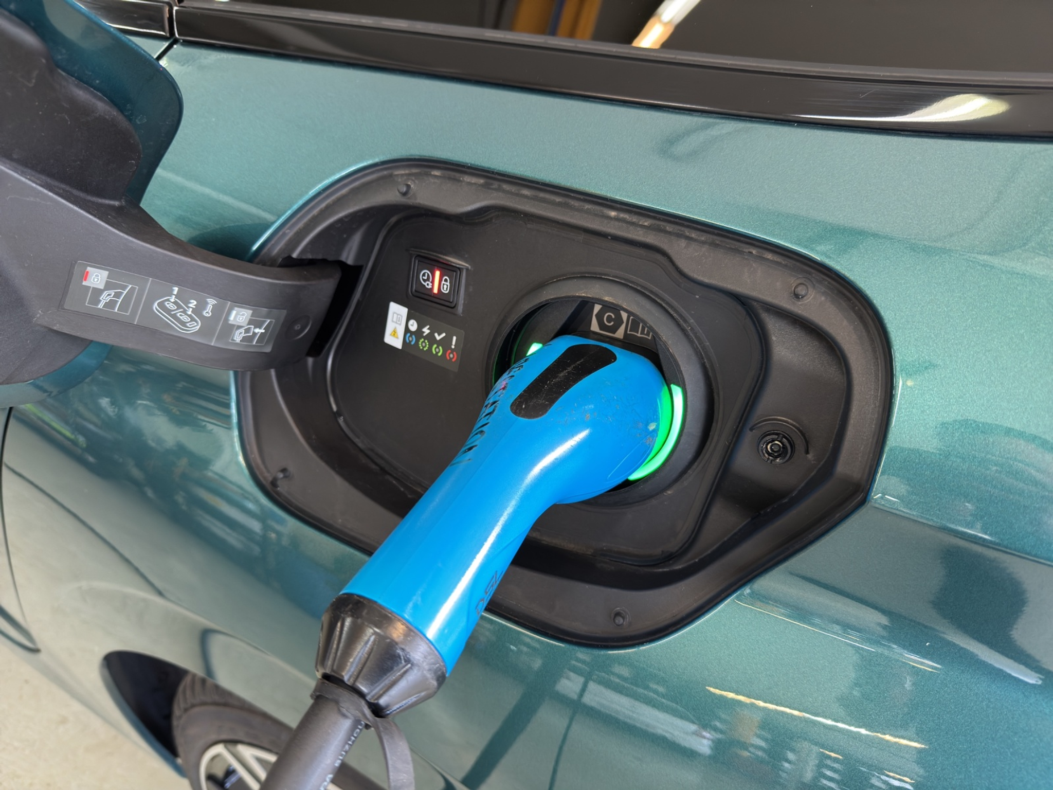 listing desktop thumbnail image 28