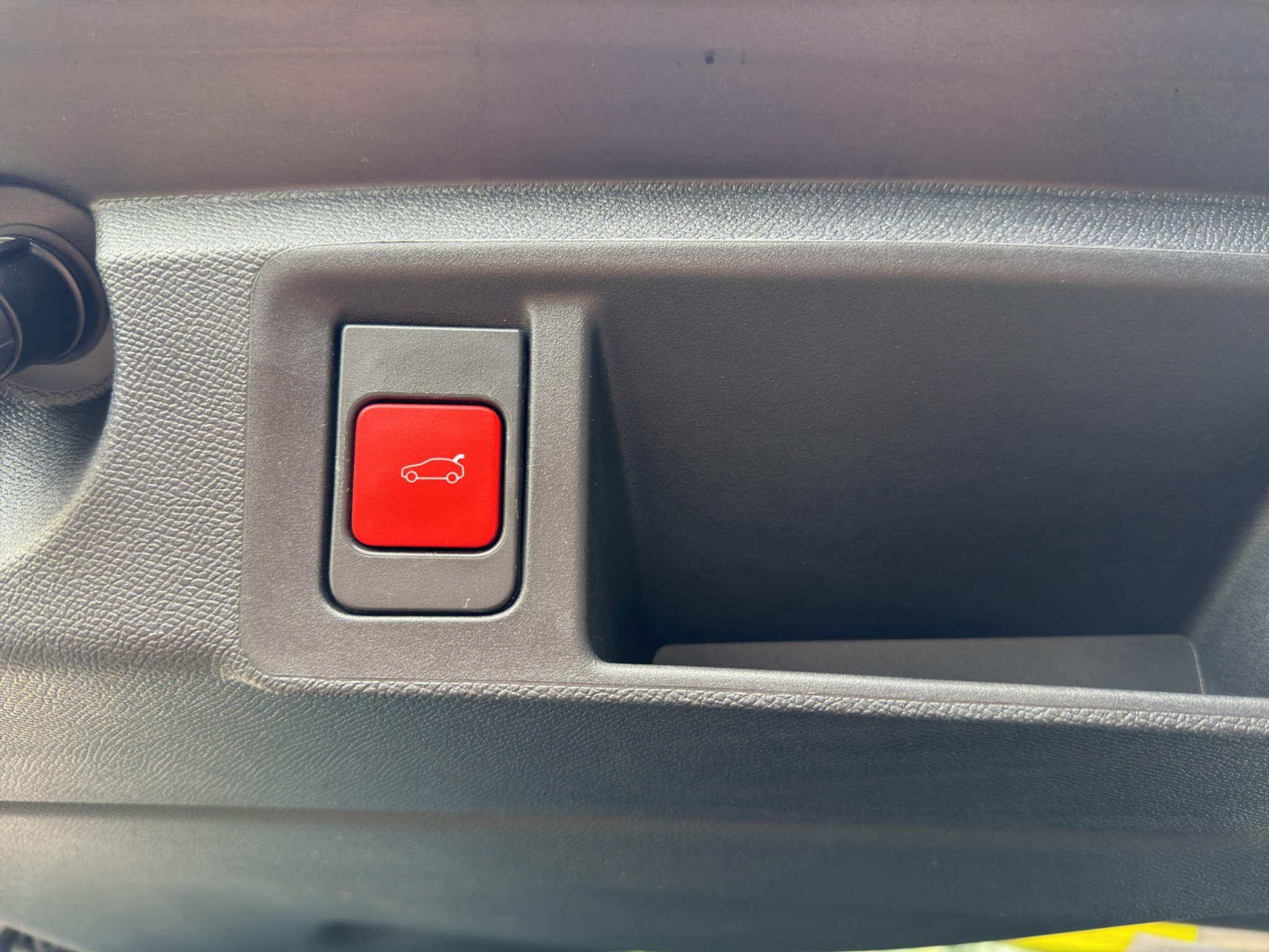 listing desktop thumbnail image 29