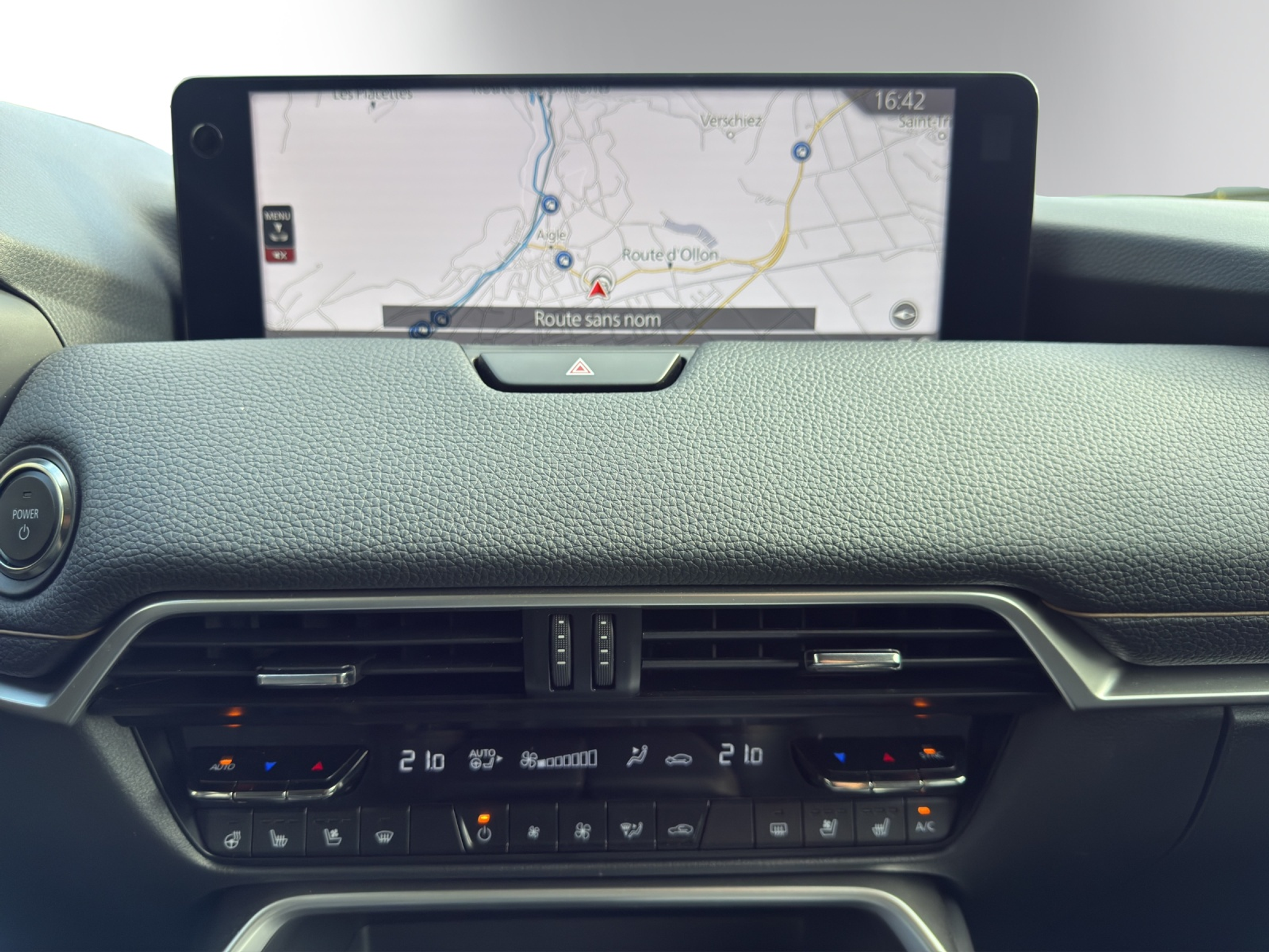 listing desktop thumbnail image 10