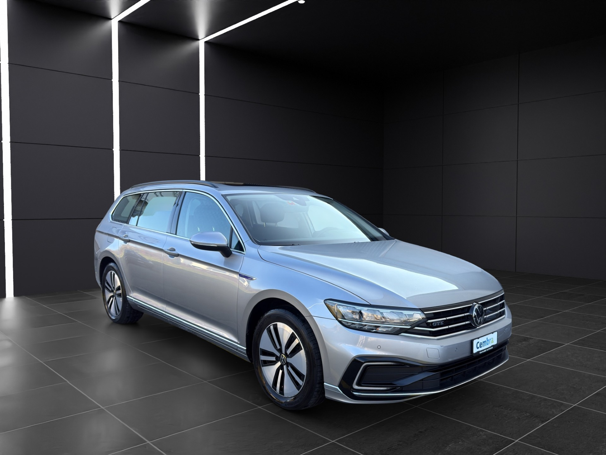 listing desktop thumbnail image 6