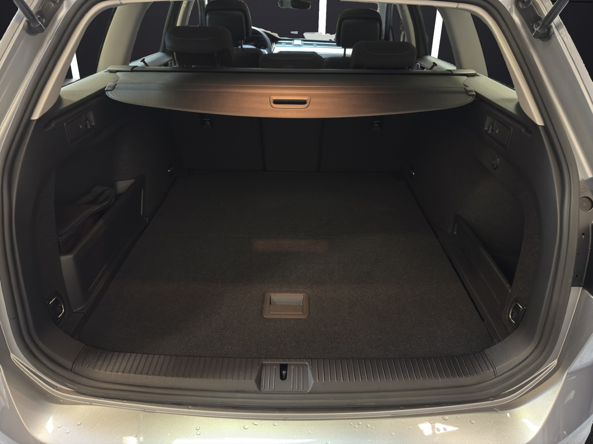 listing desktop thumbnail image 11