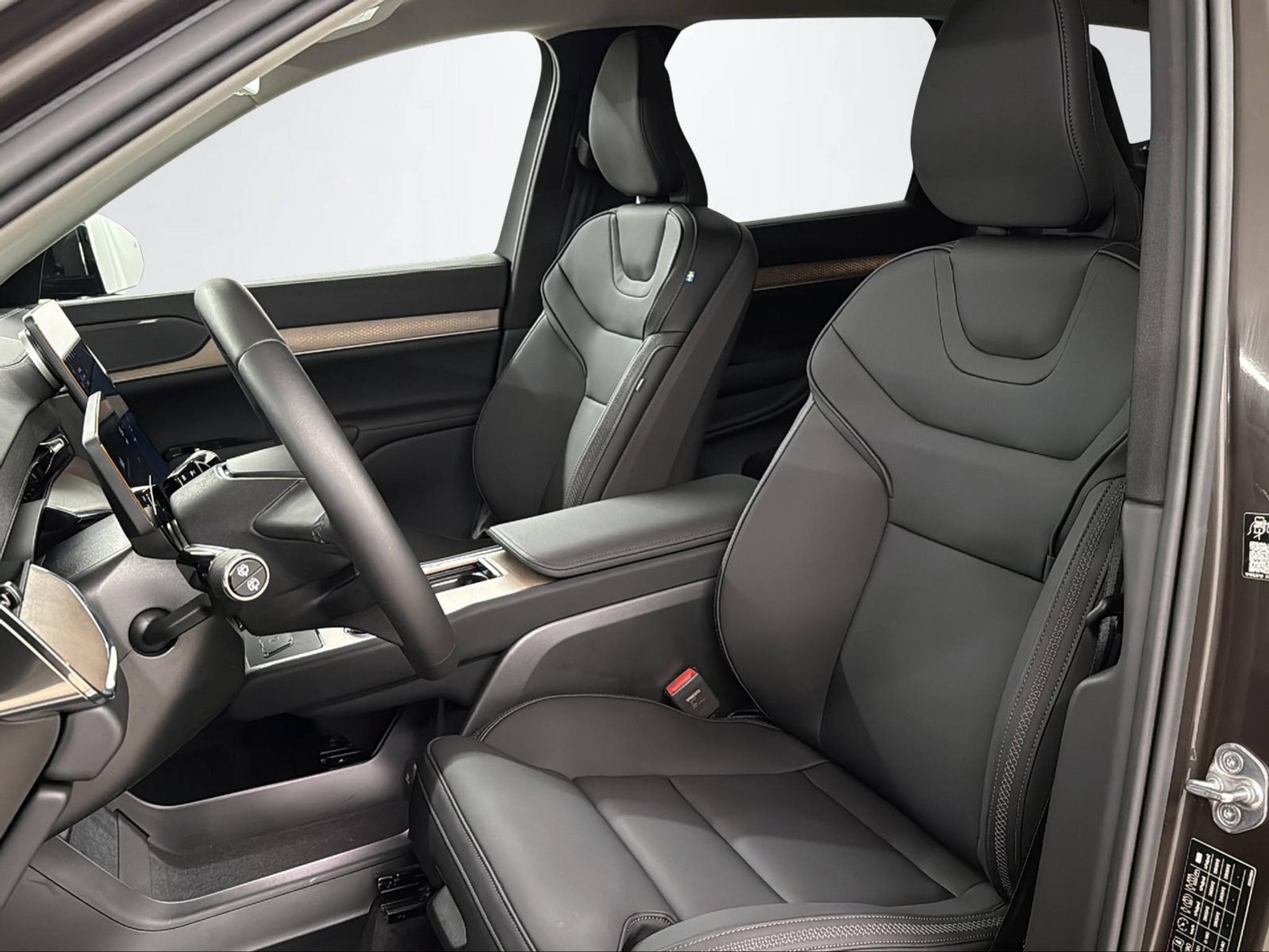 listing desktop thumbnail image 14