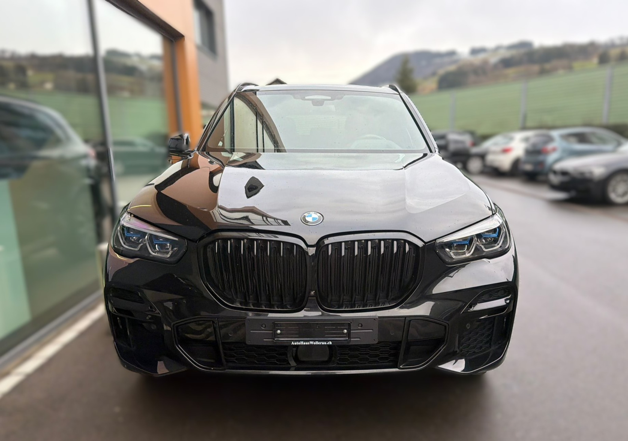 listing desktop thumbnail image 13