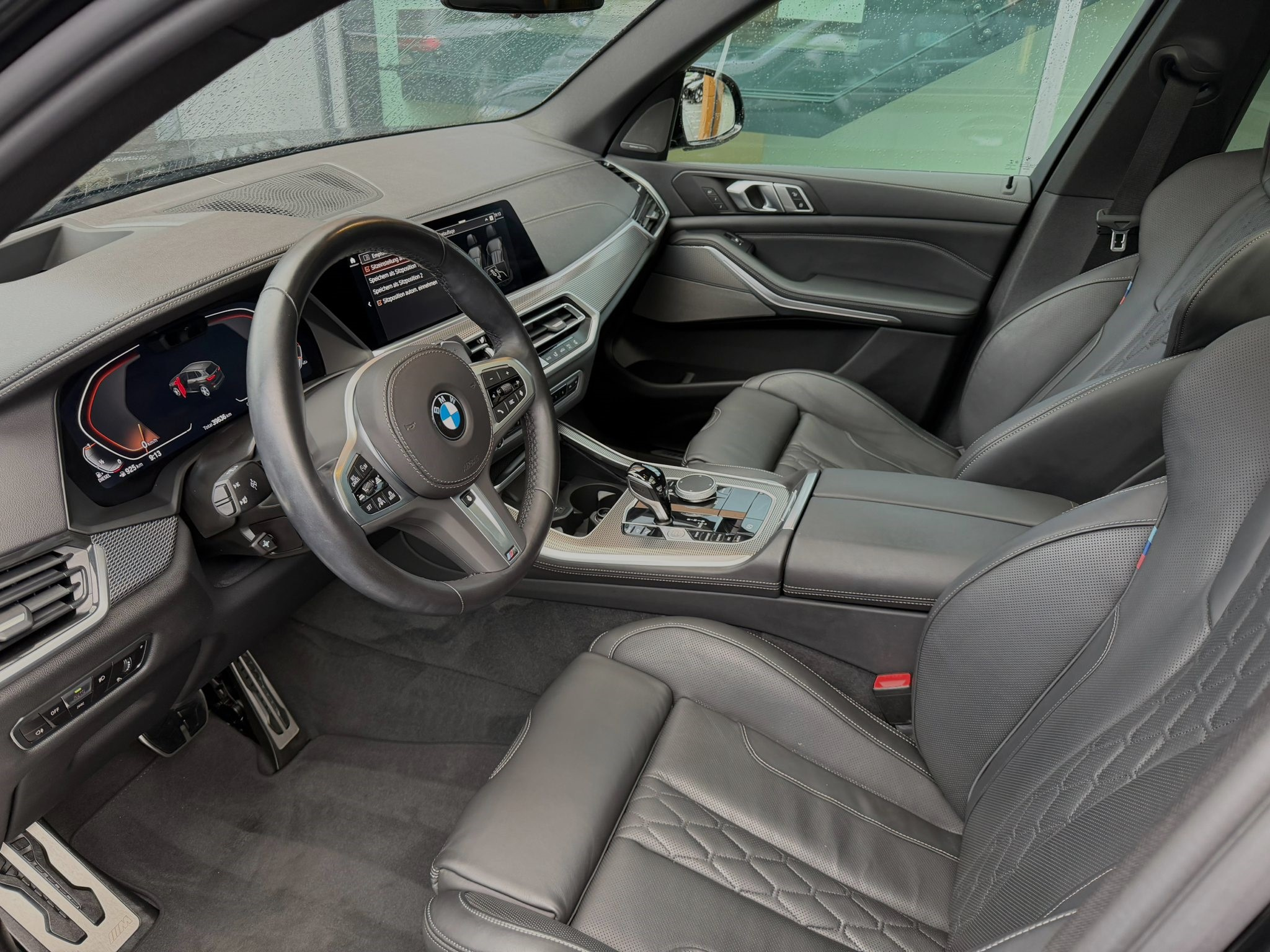 listing desktop thumbnail image 10