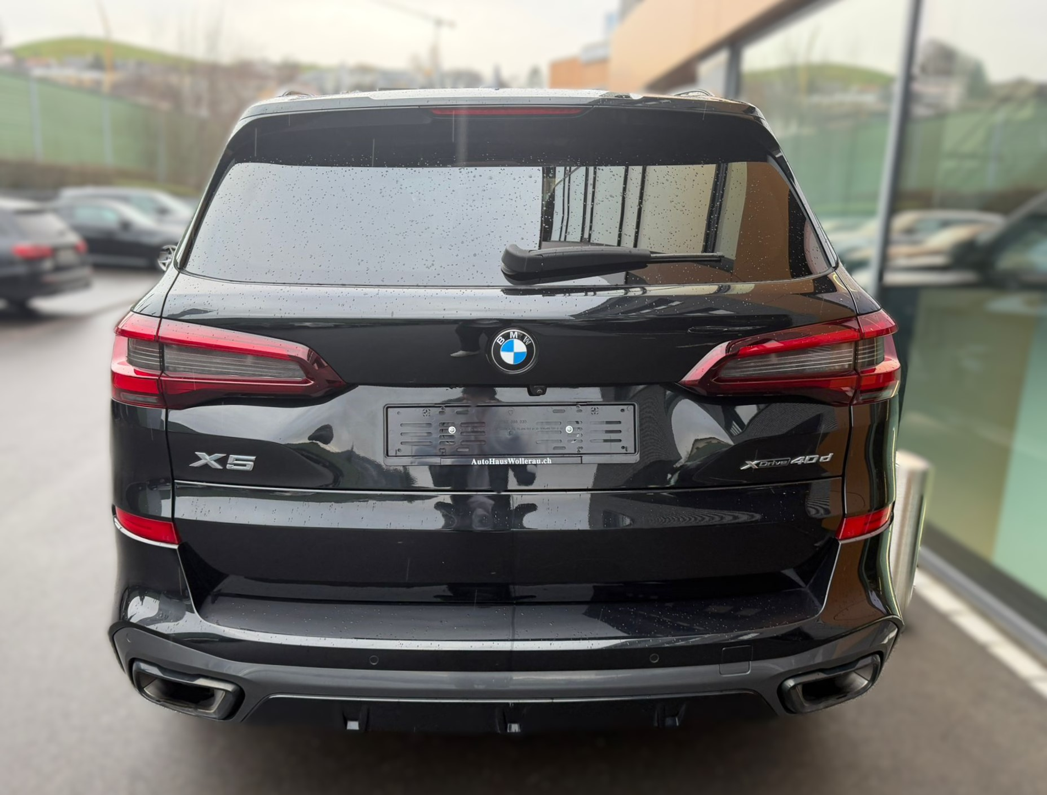 listing desktop thumbnail image 2