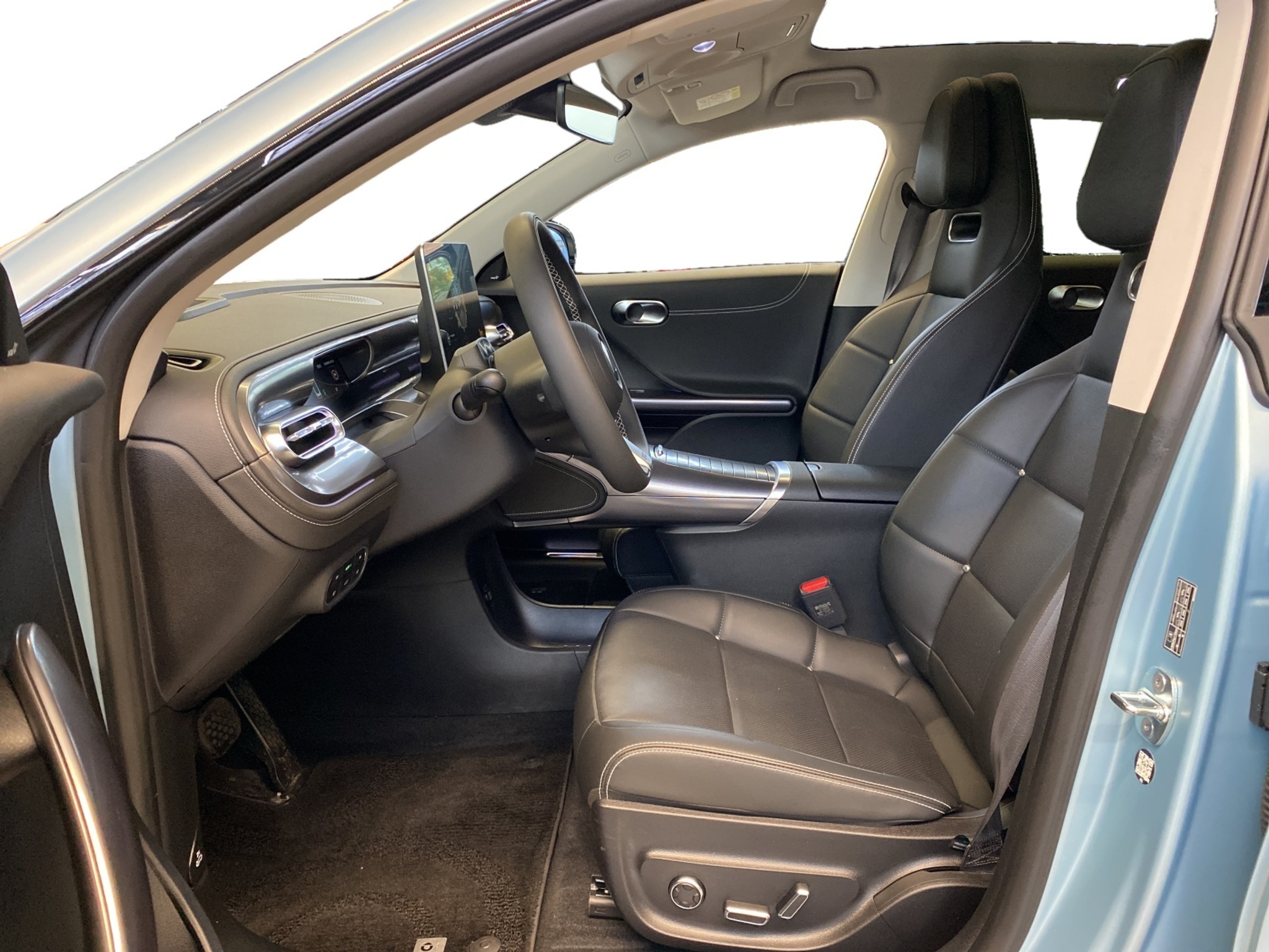 listing desktop thumbnail image 6