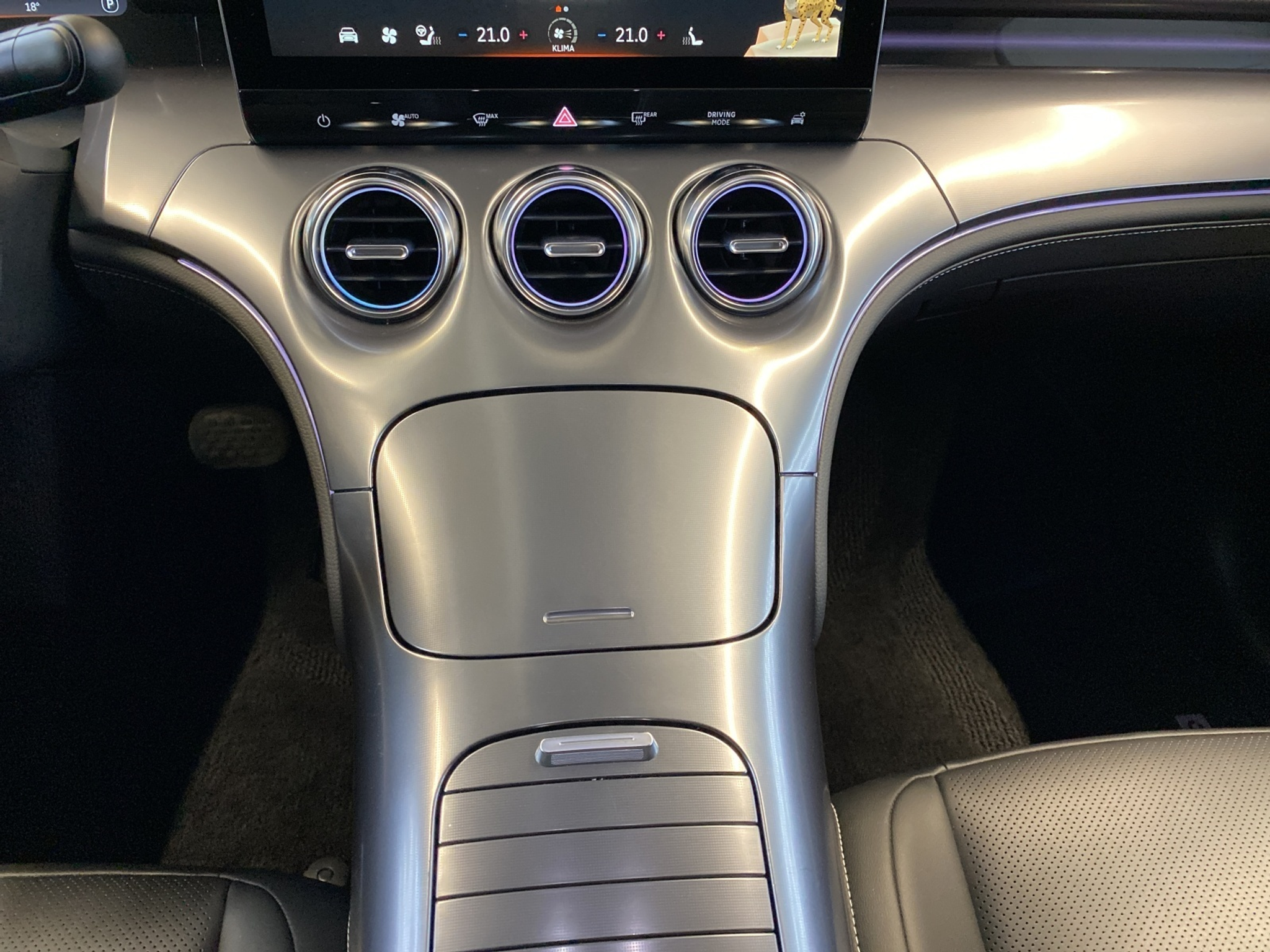 listing desktop thumbnail image 9