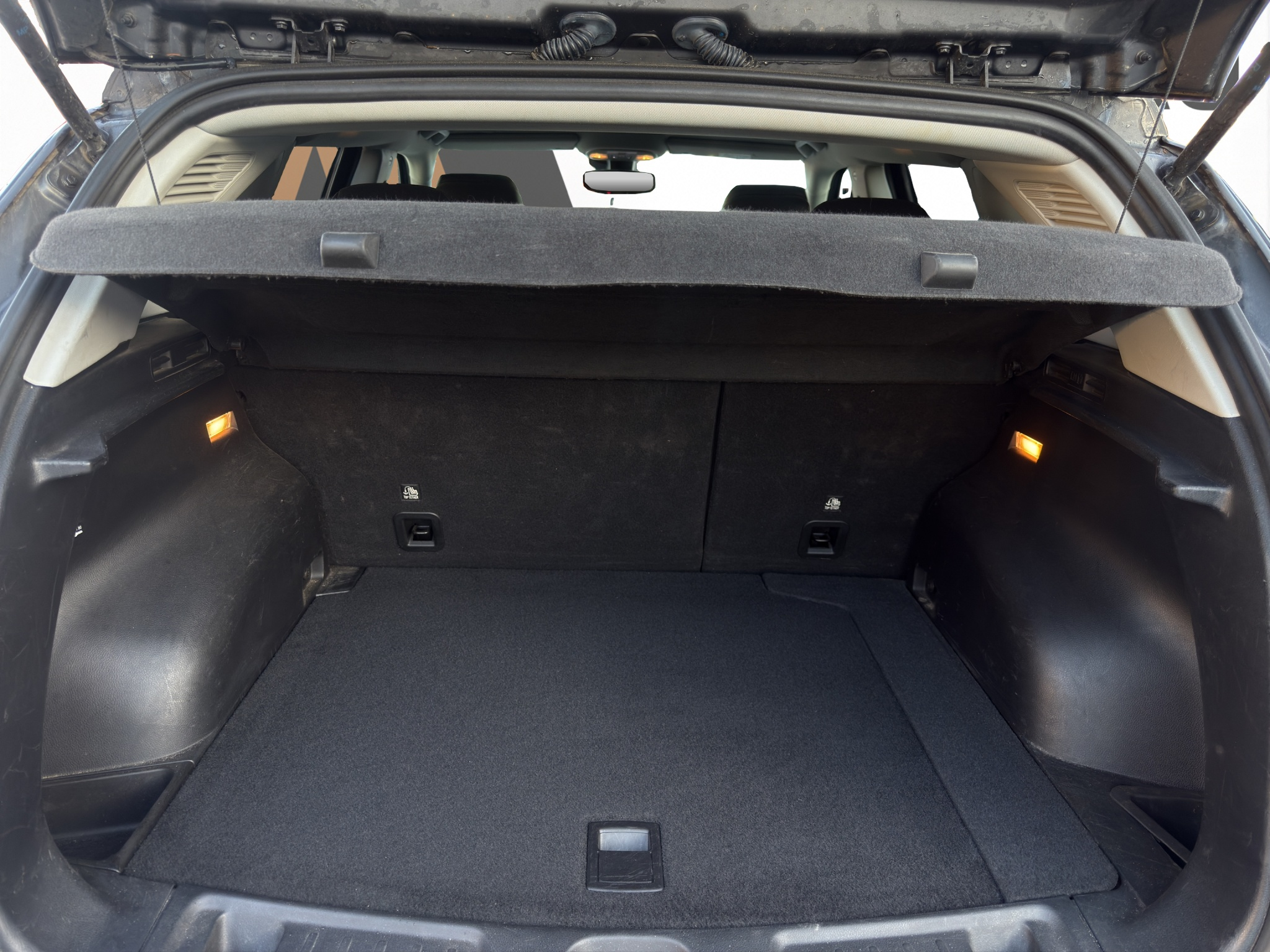 listing desktop thumbnail image 17