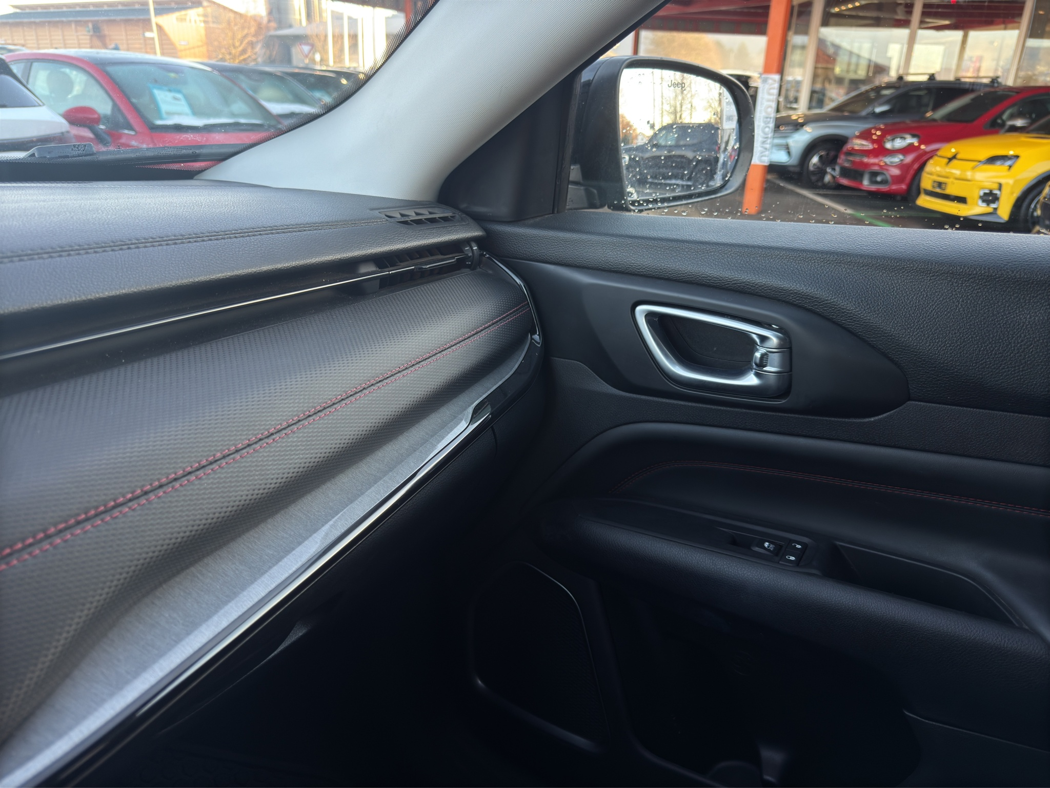 listing desktop thumbnail image 24