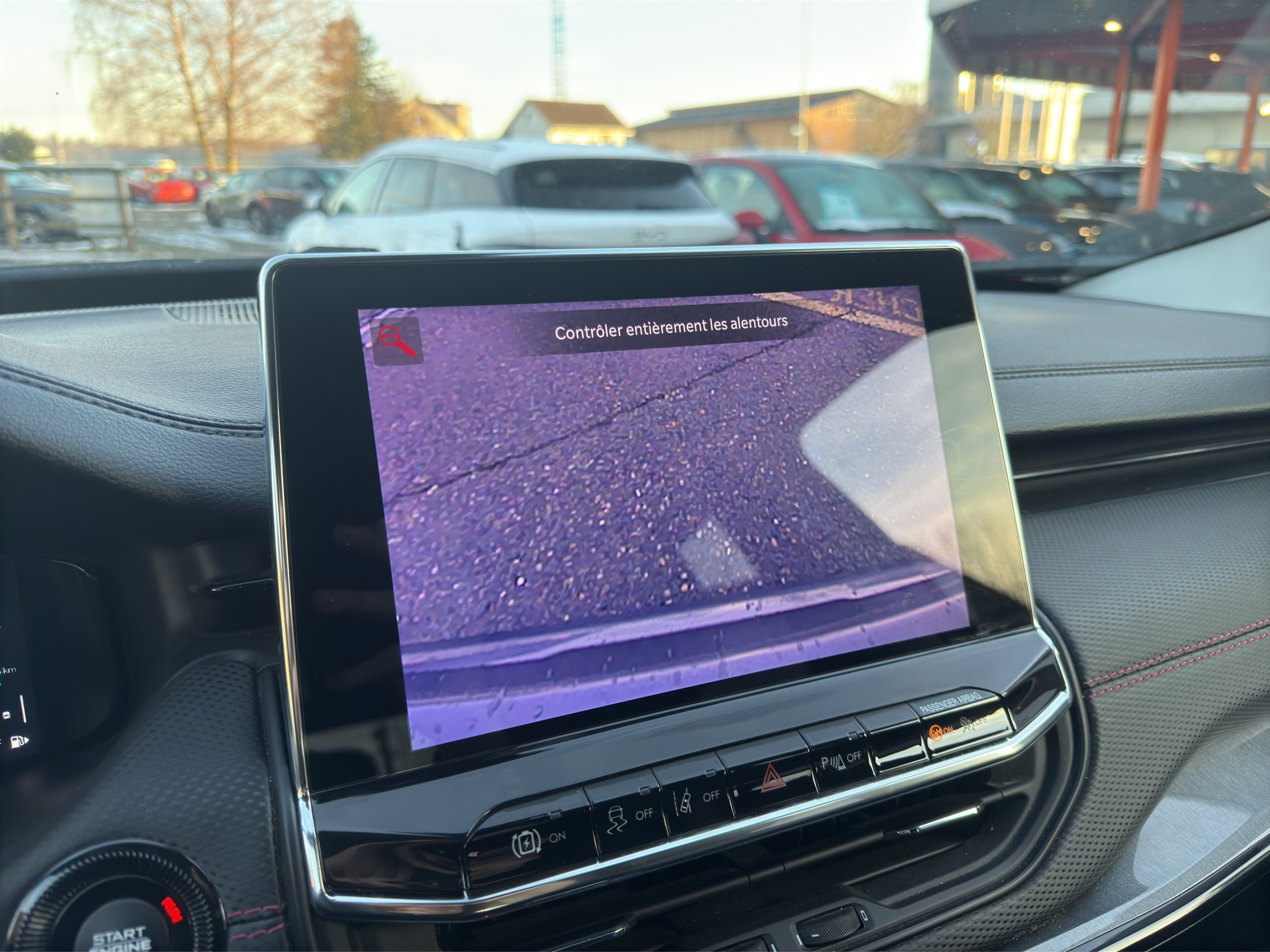 listing desktop thumbnail image 30