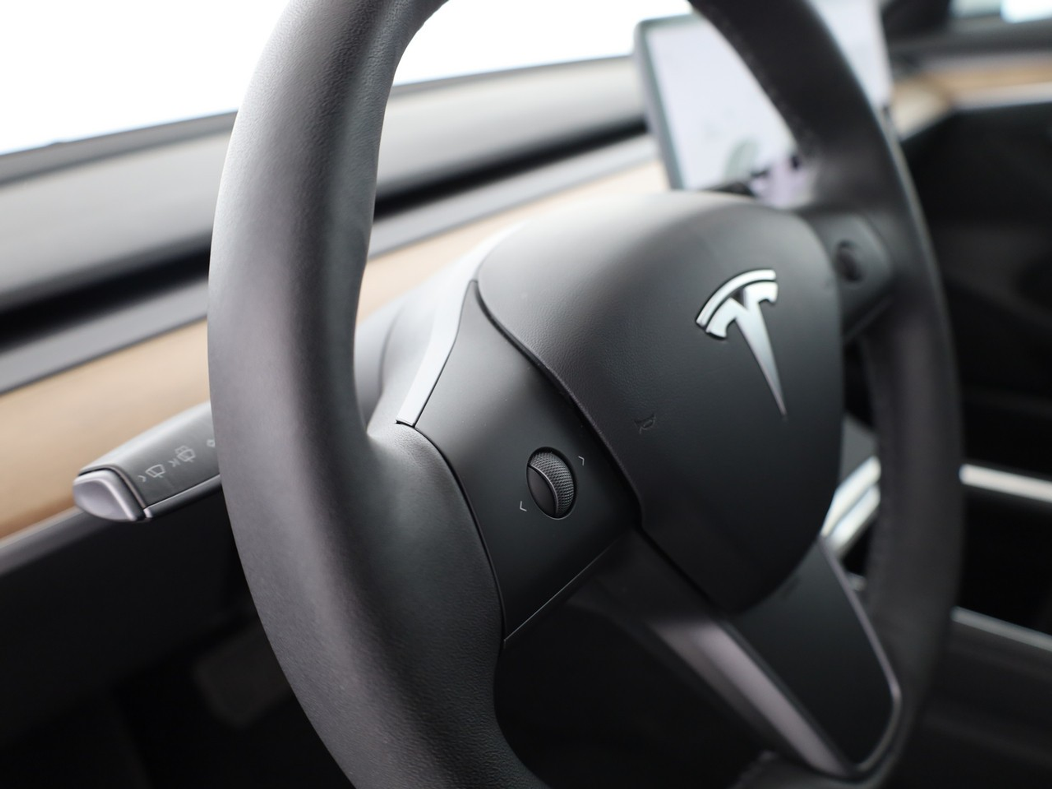 listing desktop thumbnail image 7