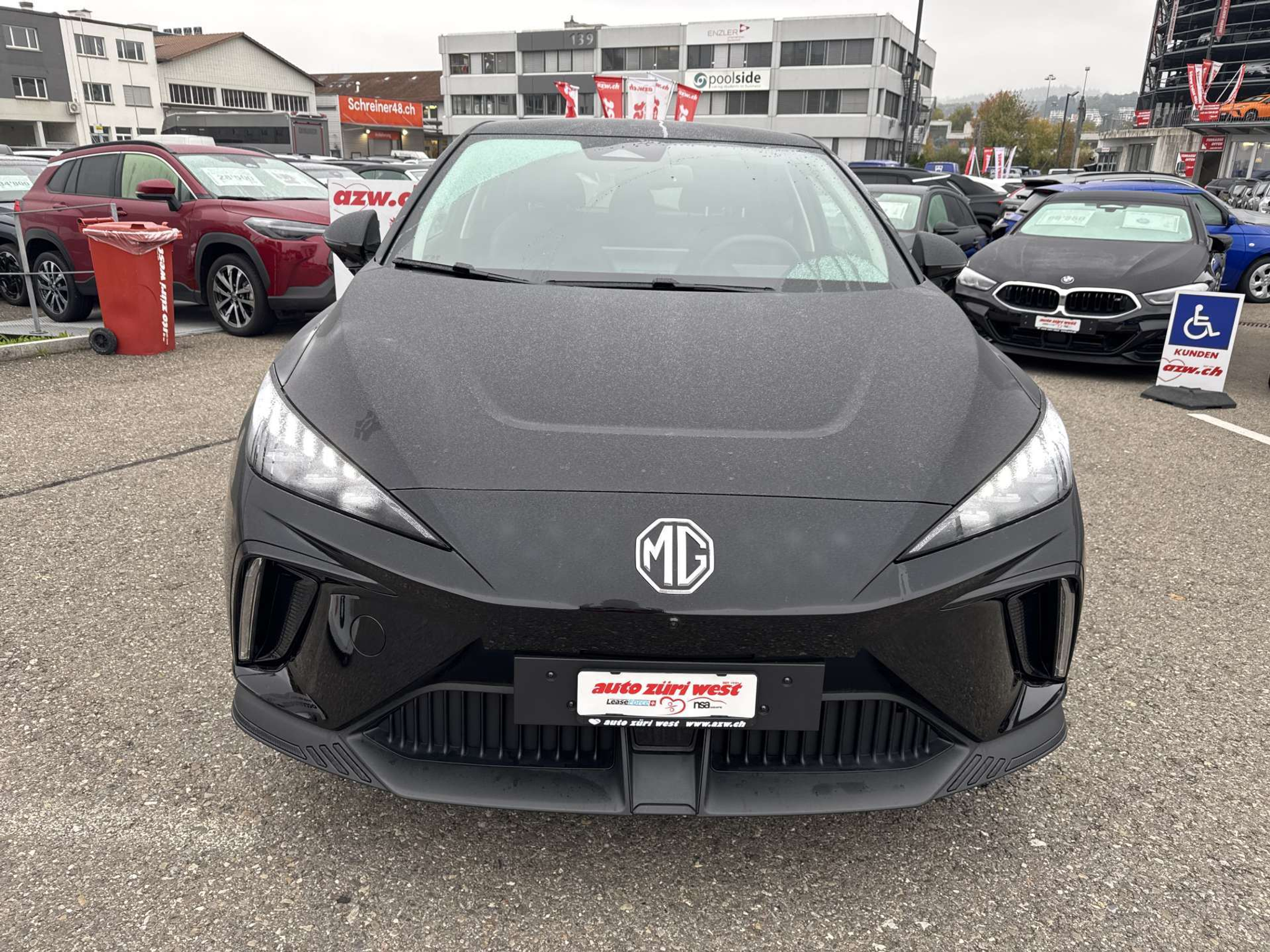 listing desktop thumbnail image 13