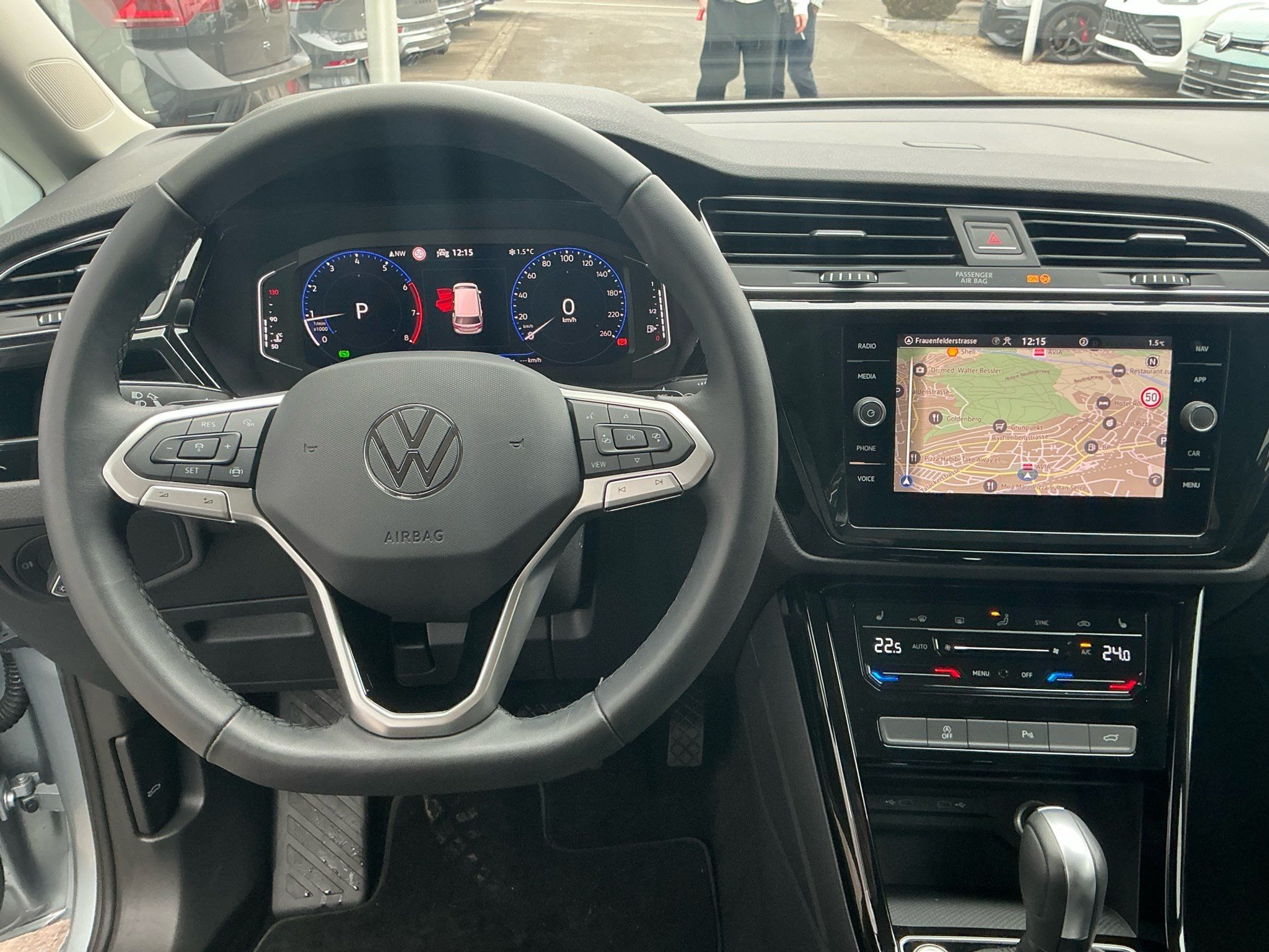 listing desktop thumbnail image 8