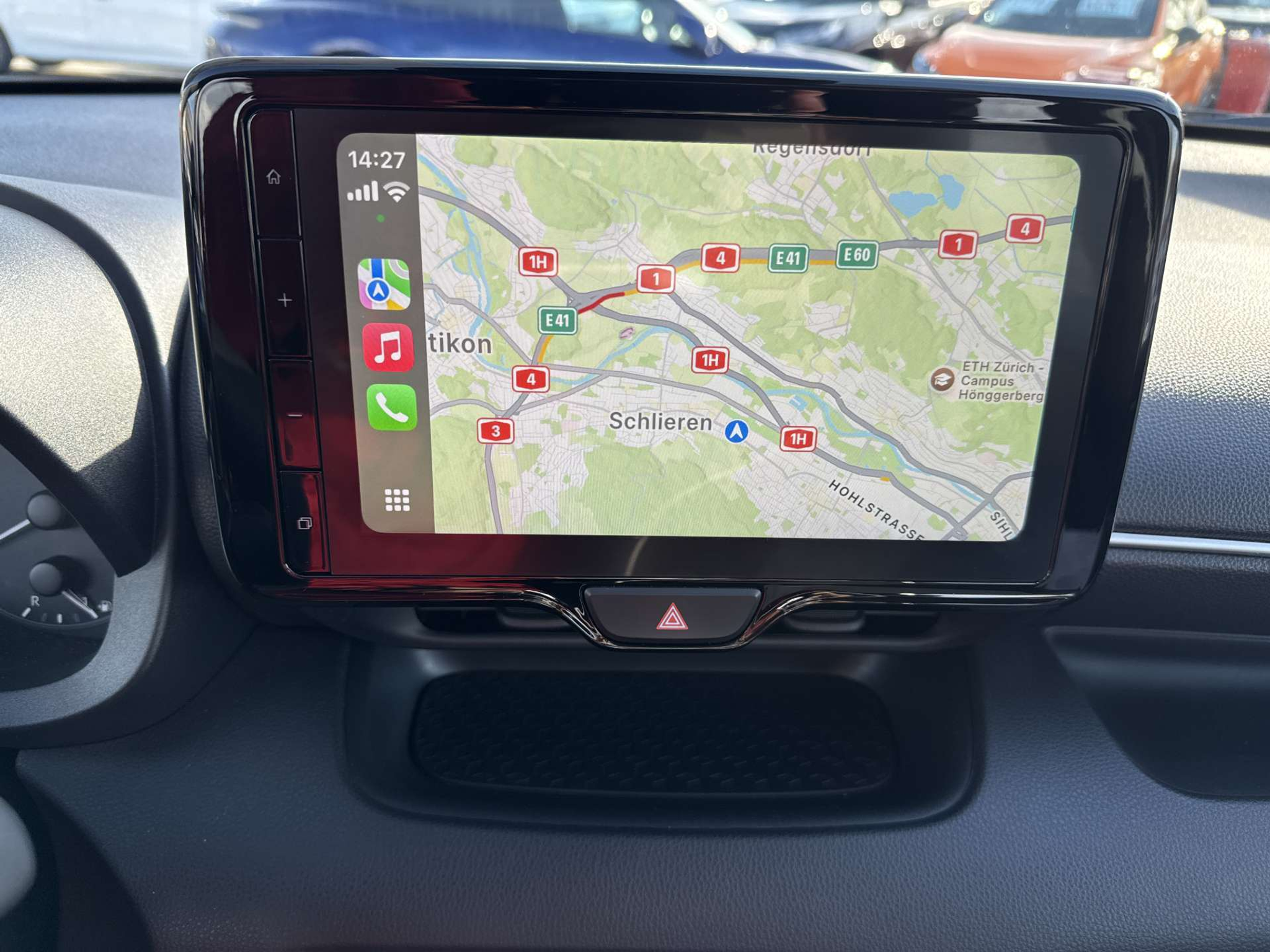 listing desktop thumbnail image 1