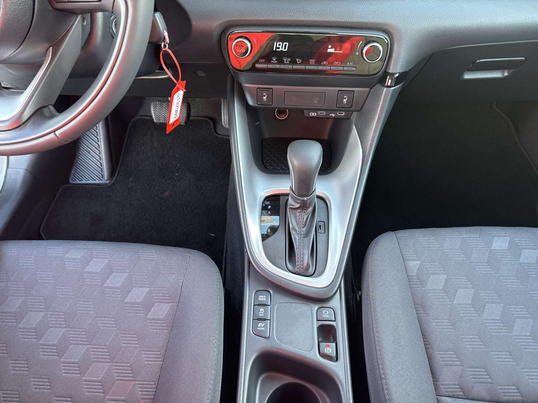 listing desktop thumbnail image 11