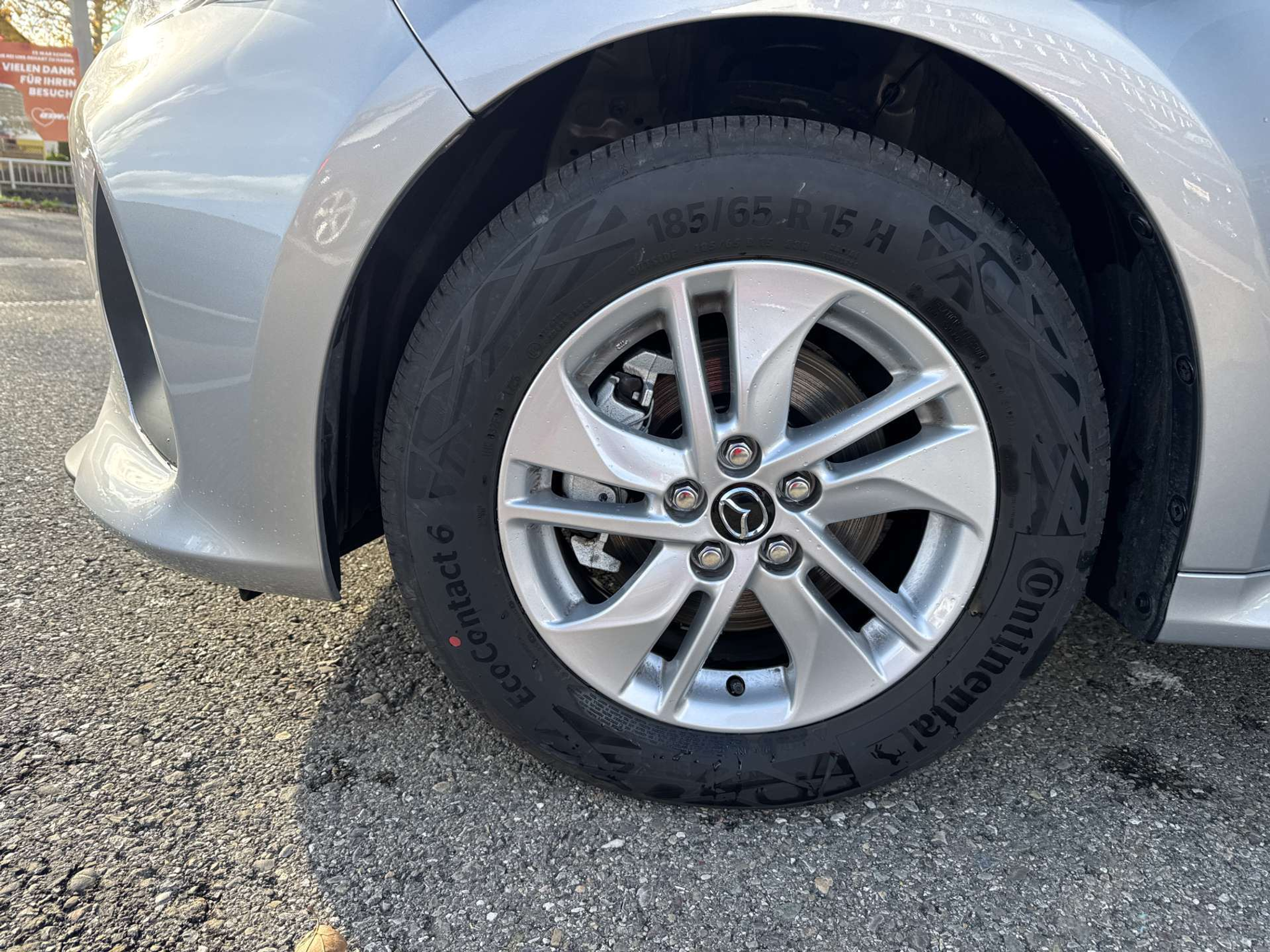 listing desktop thumbnail image 8