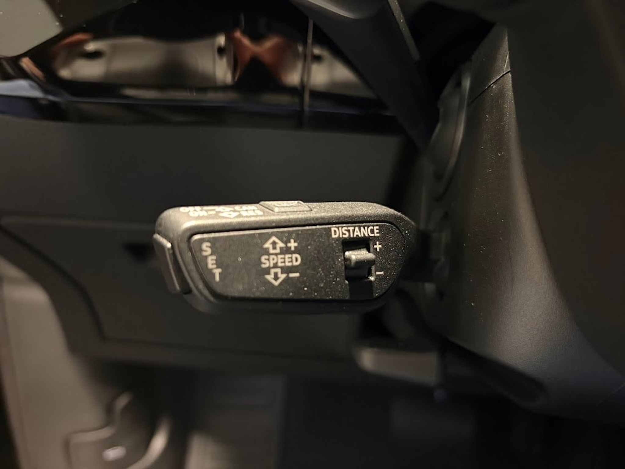 listing desktop thumbnail image 6