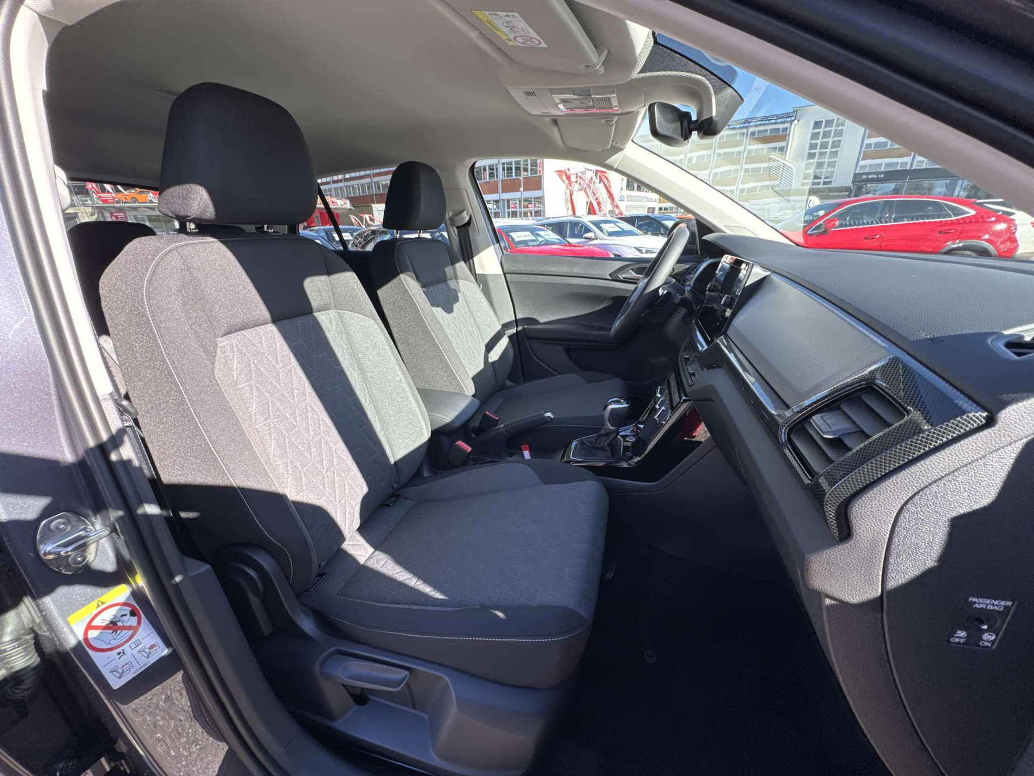 listing desktop thumbnail image 12