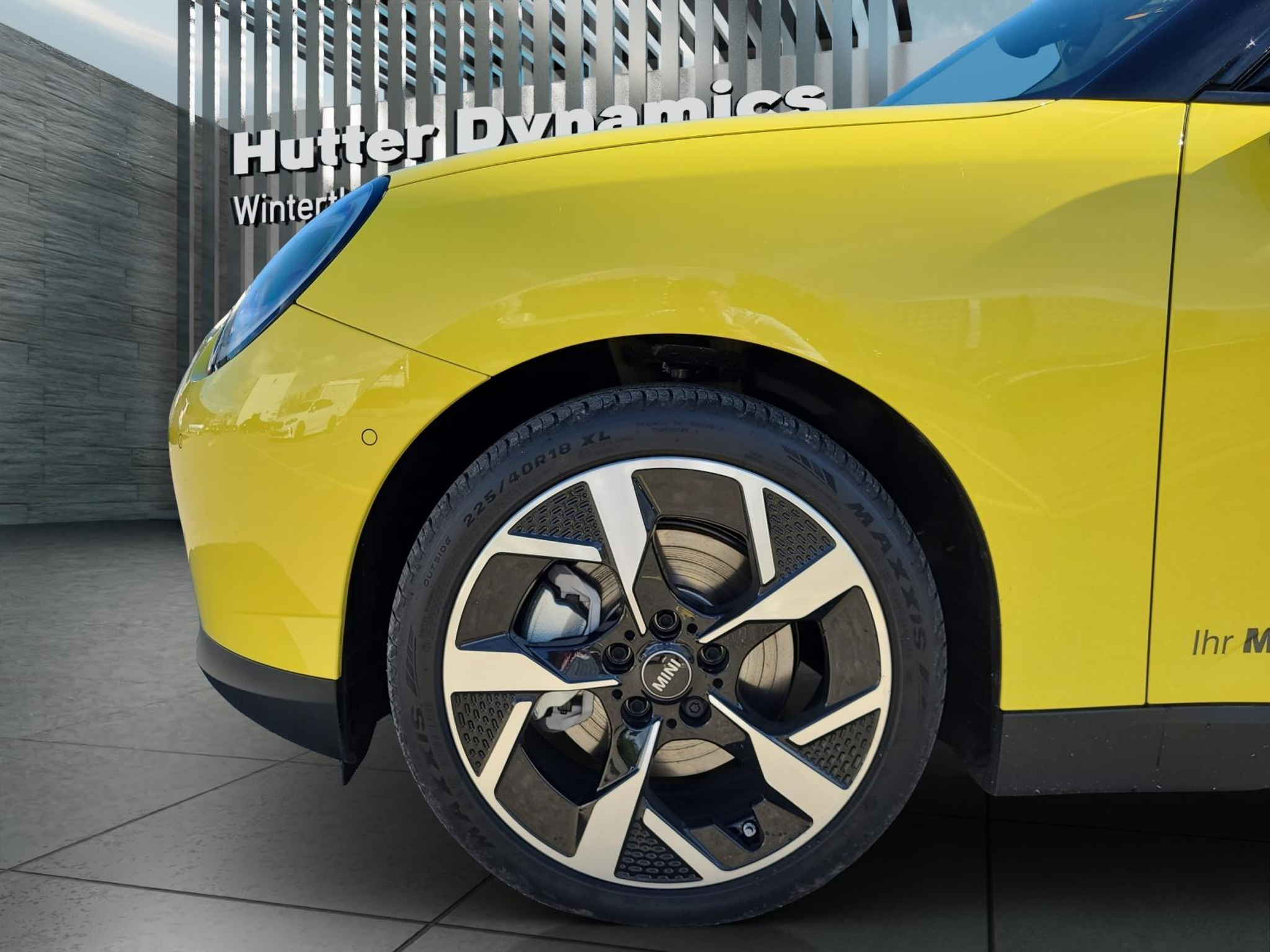 listing desktop thumbnail image 9