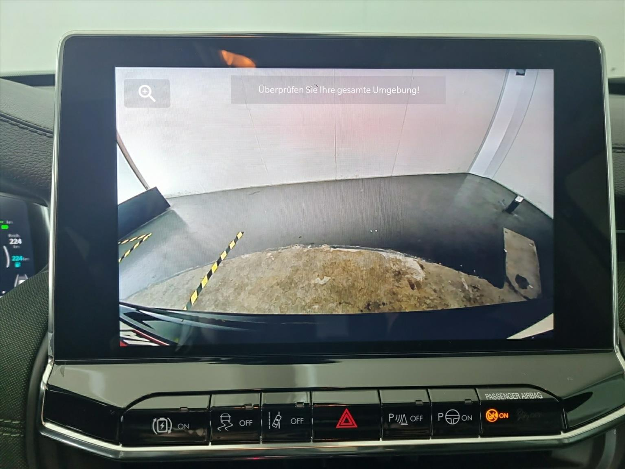 listing desktop thumbnail image 10