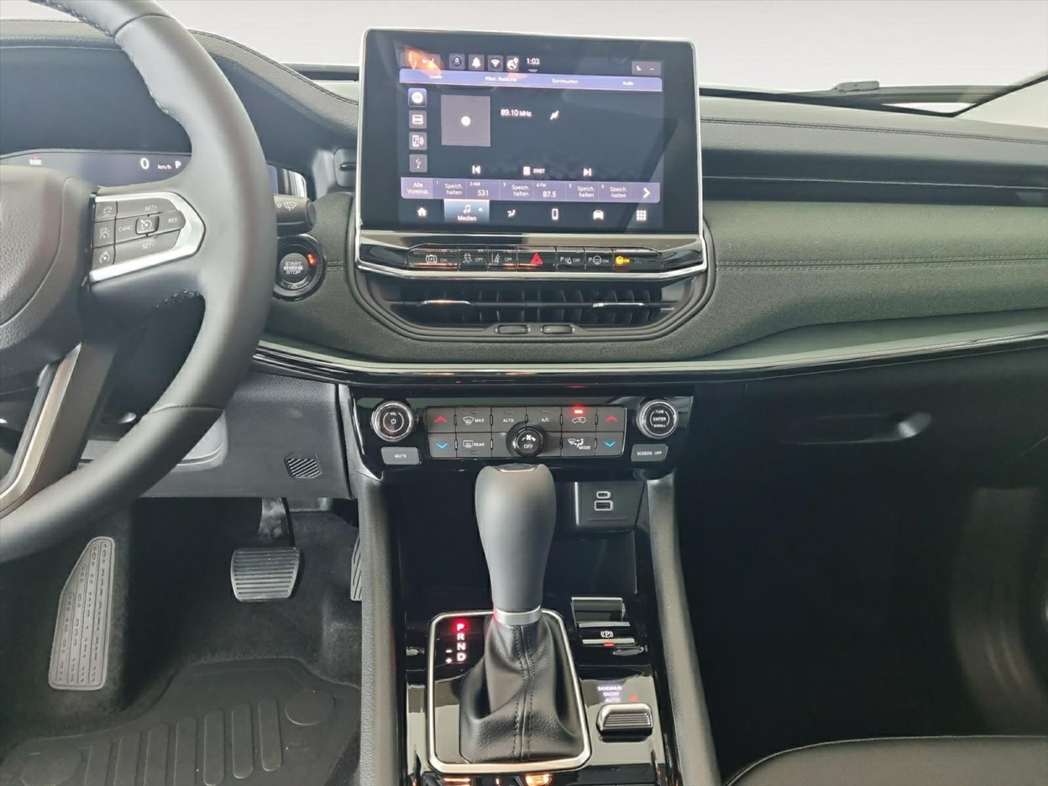 listing desktop thumbnail image 7