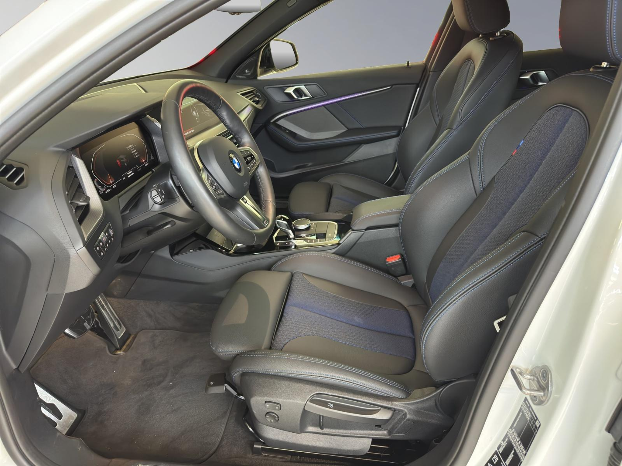 listing desktop thumbnail image 10