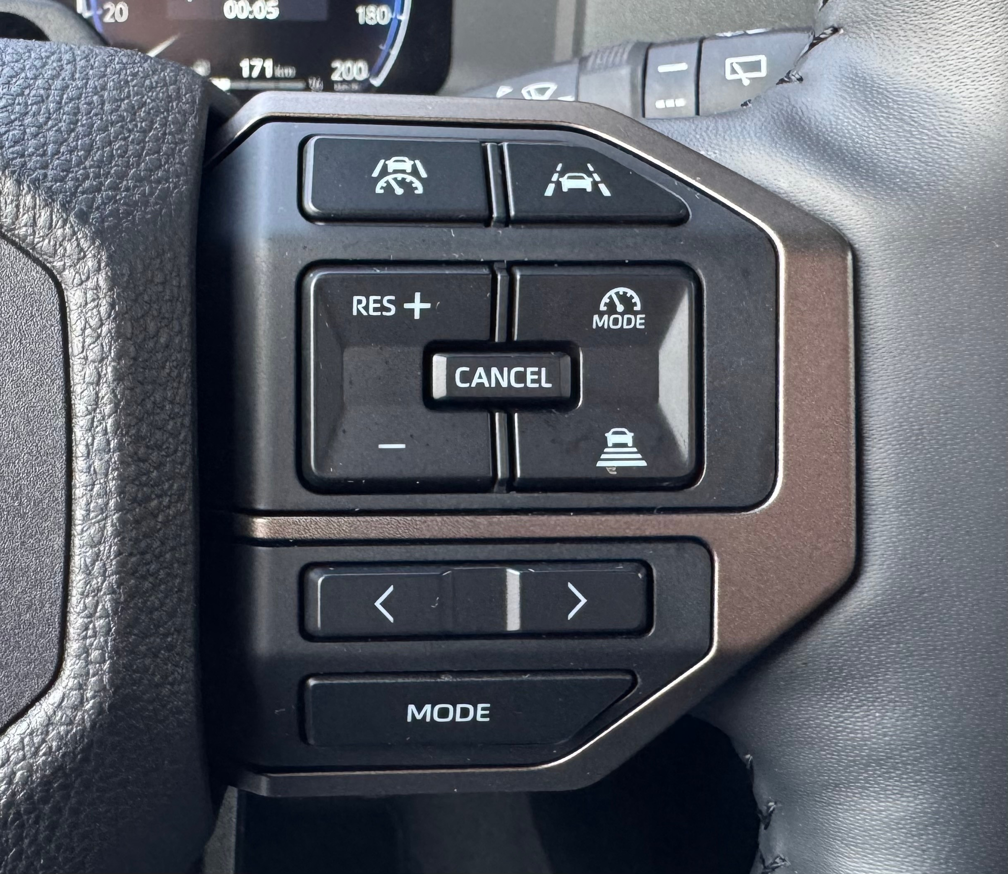 listing desktop thumbnail image 15