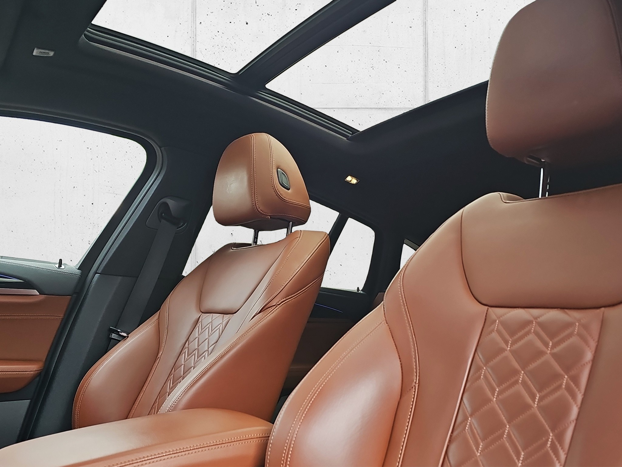 listing desktop thumbnail image 11