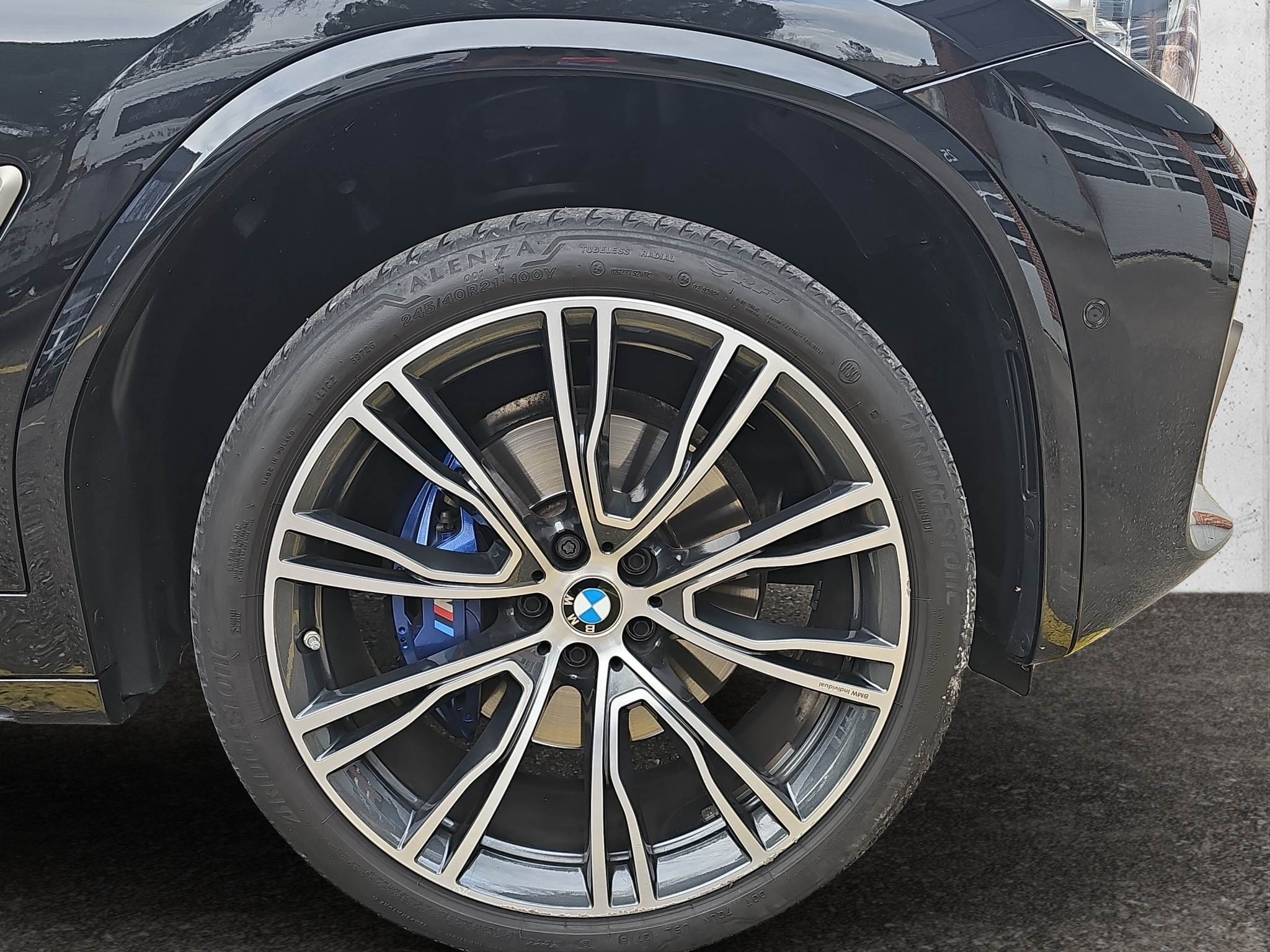 listing desktop thumbnail image 26