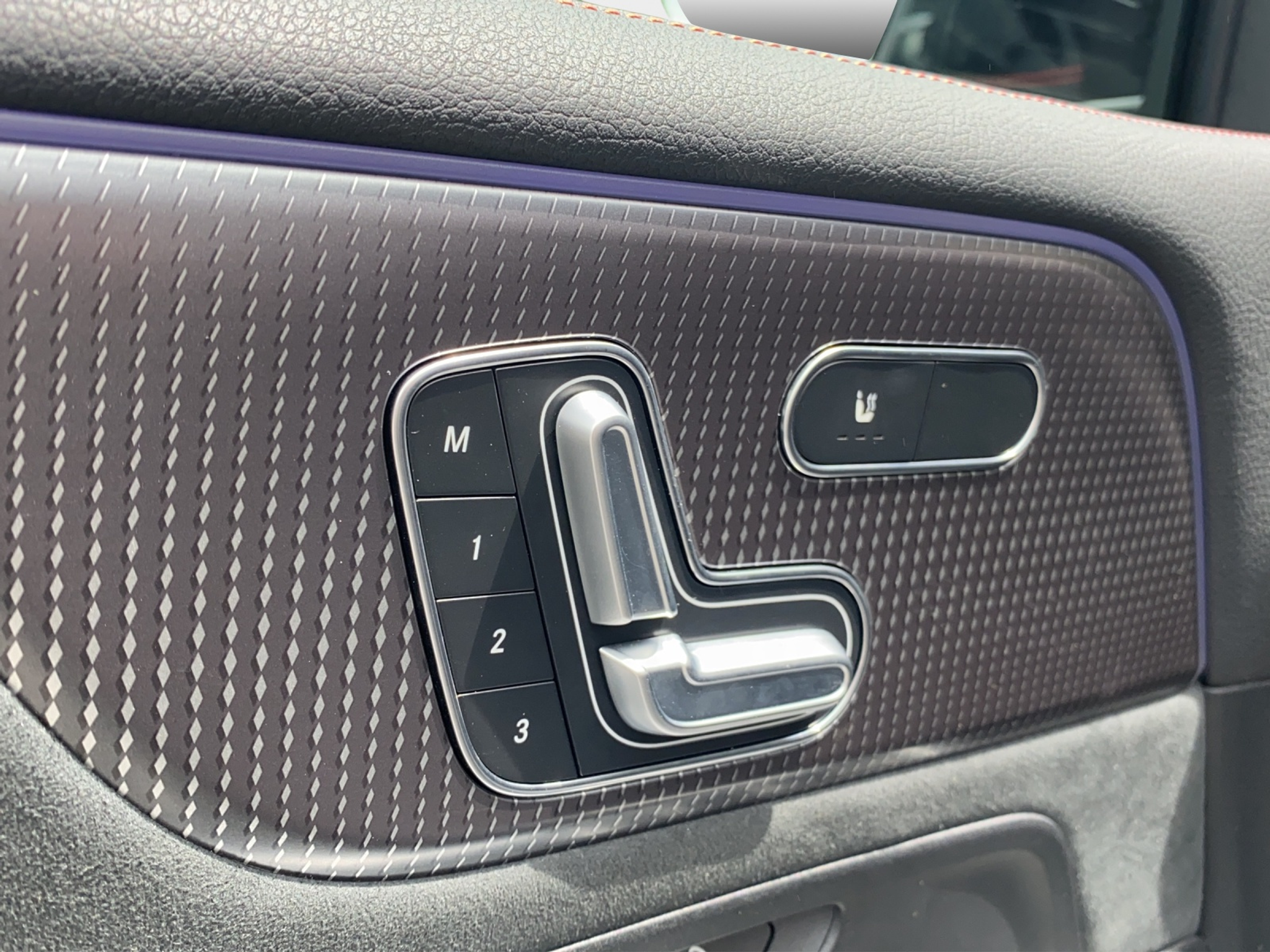 listing desktop thumbnail image 12