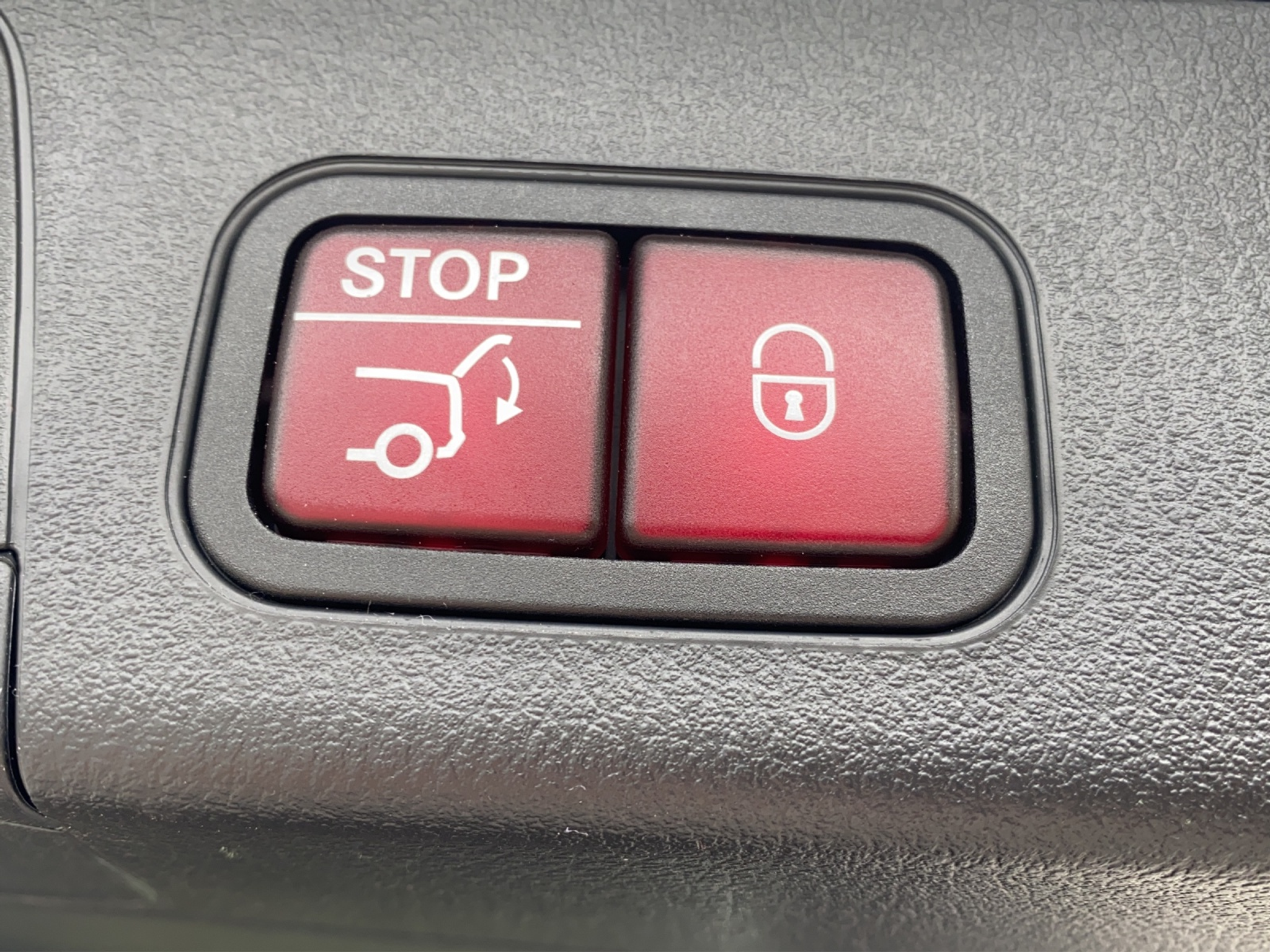 listing desktop thumbnail image 5