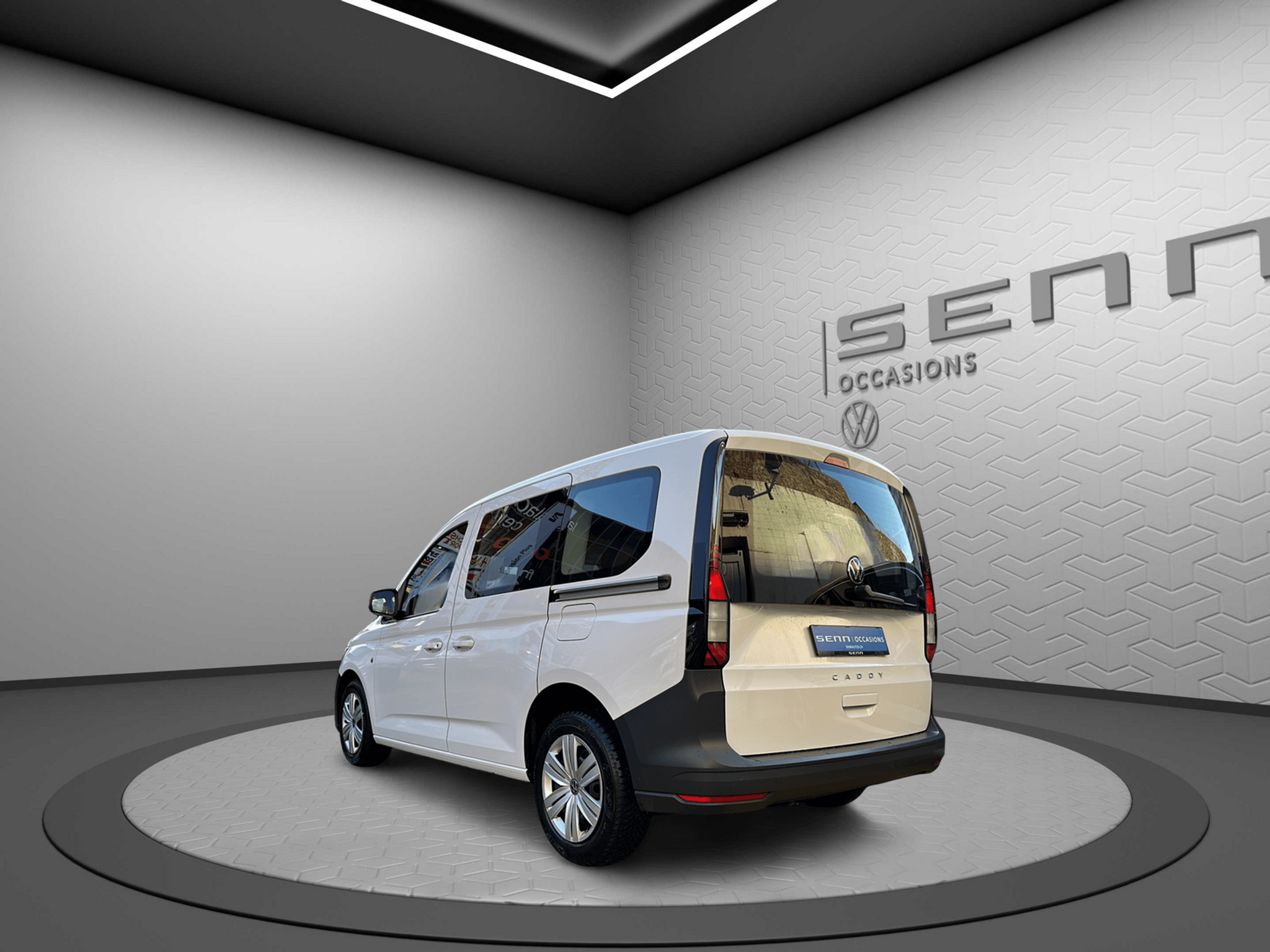 listing desktop thumbnail image 3