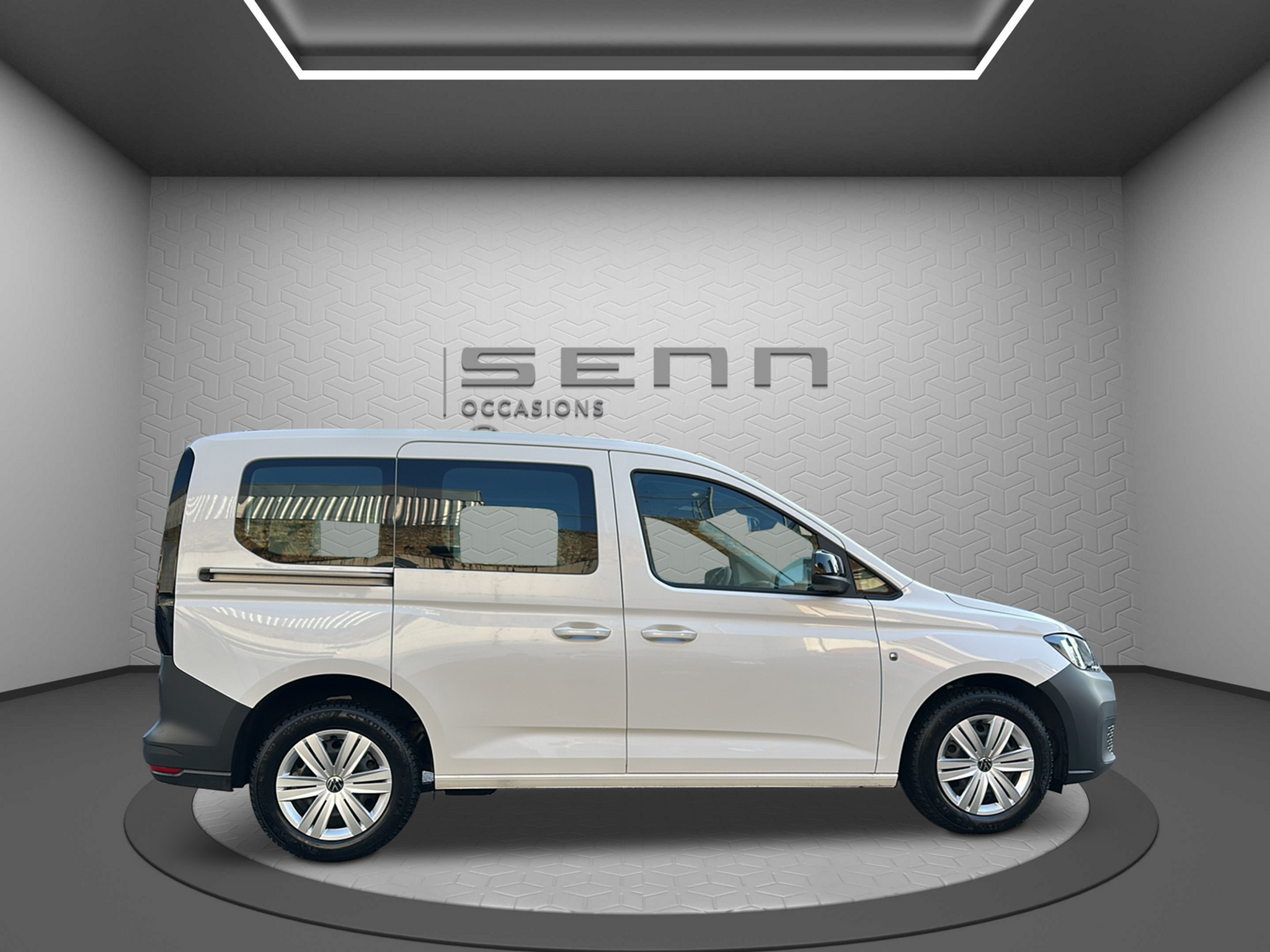 listing desktop thumbnail image 6