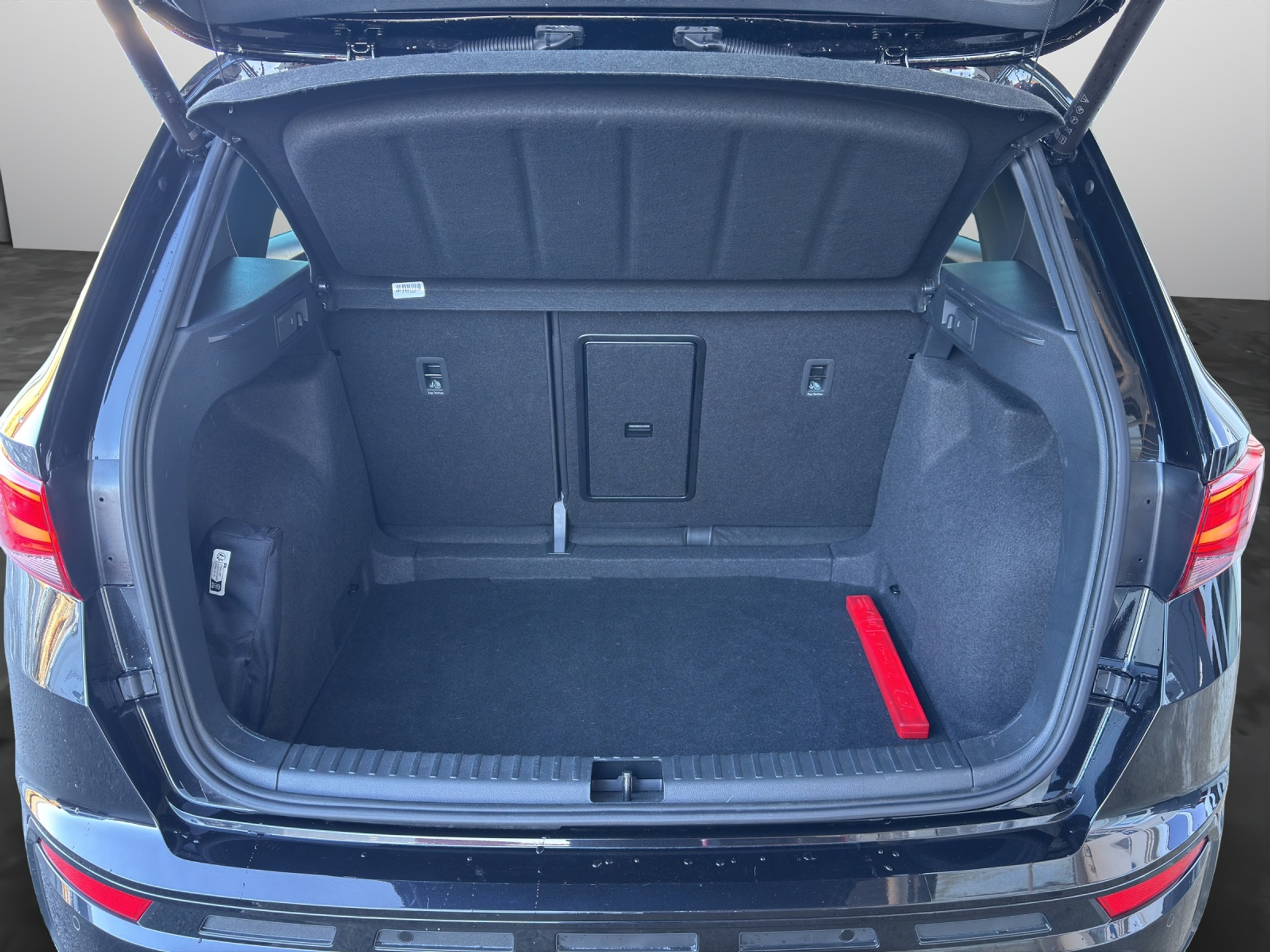 listing desktop thumbnail image 14