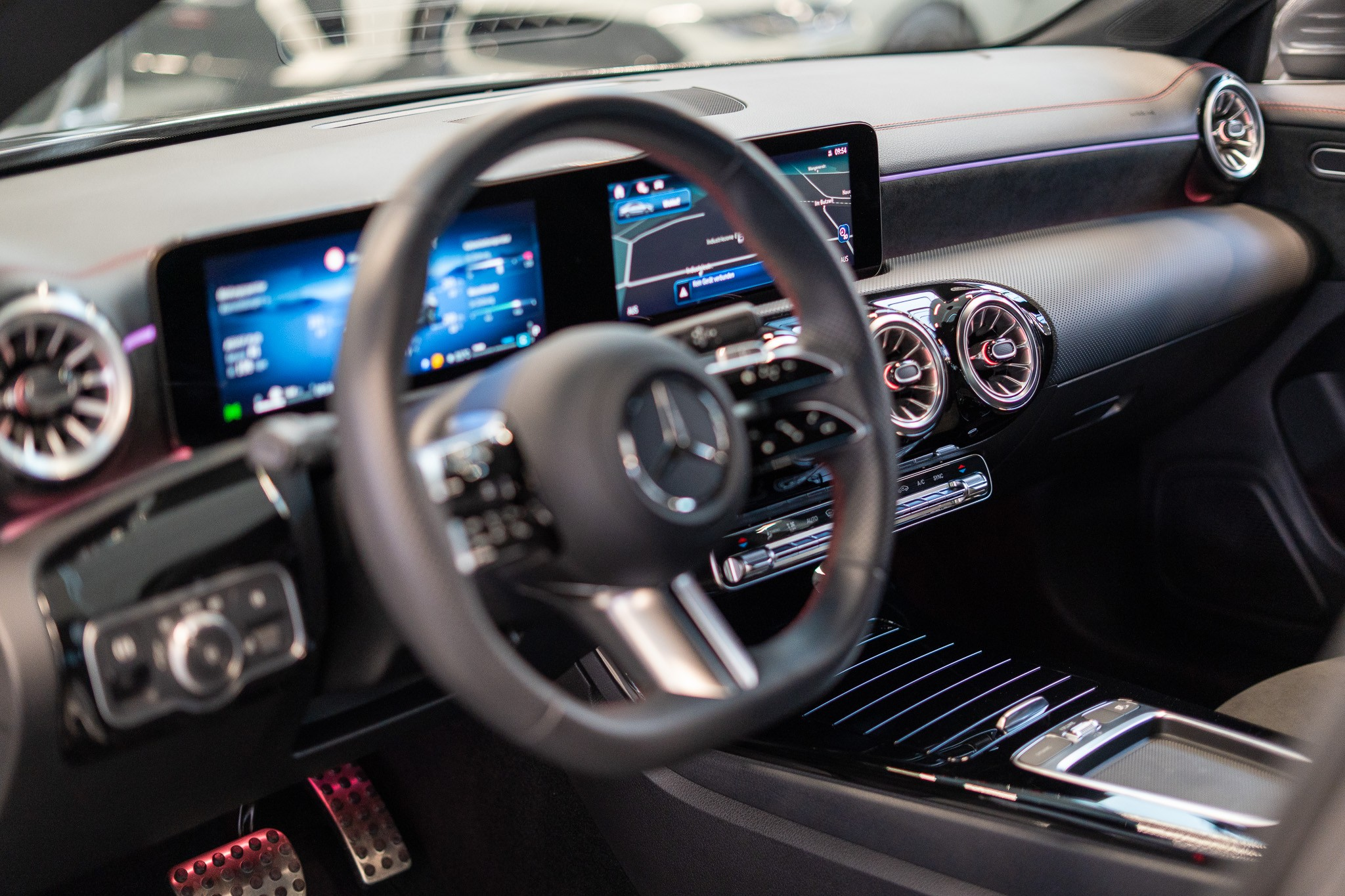 listing desktop thumbnail image 8