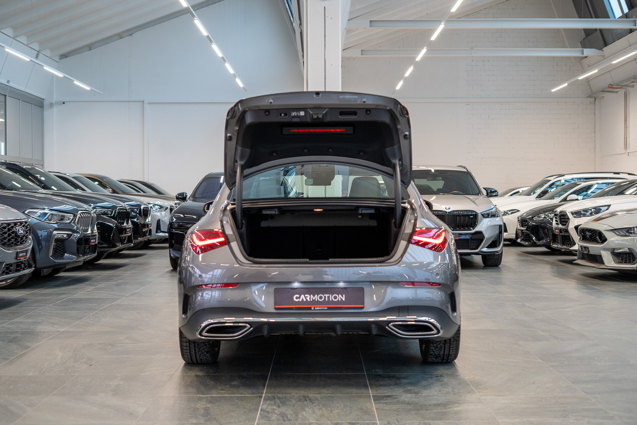 listing desktop thumbnail image 5