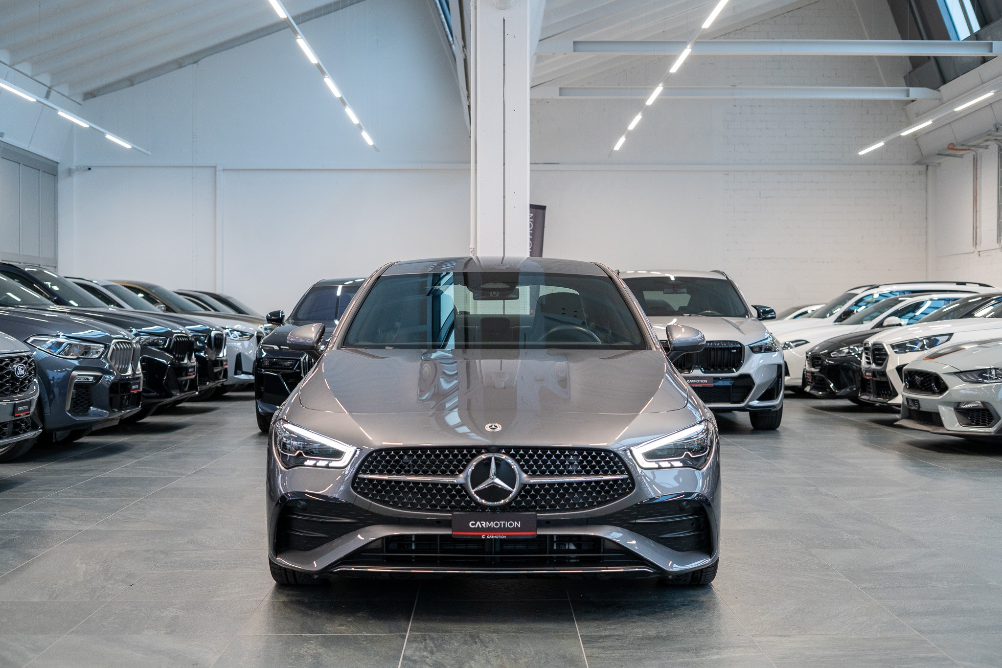 listing desktop thumbnail image 1