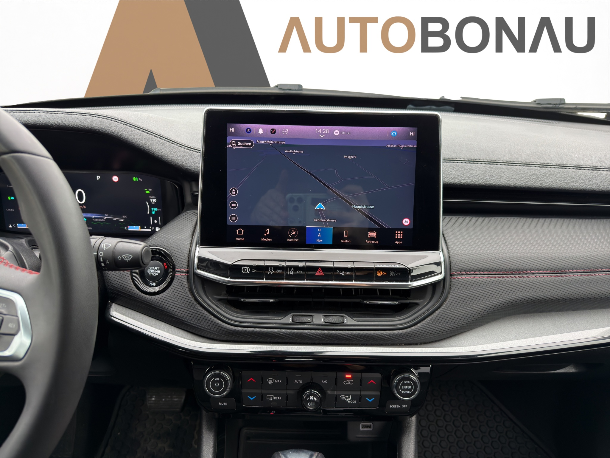 listing desktop thumbnail image 16