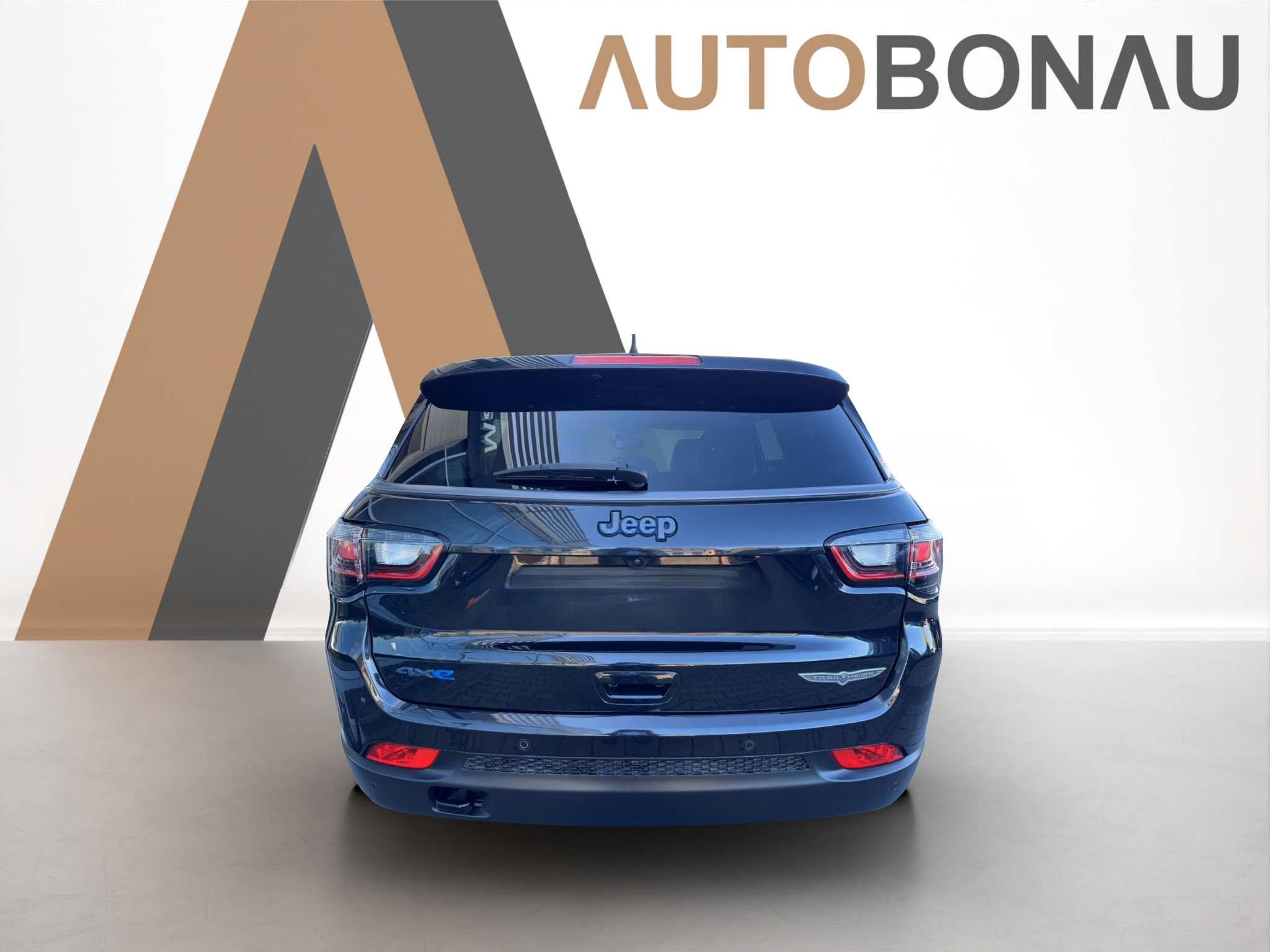 listing desktop thumbnail image 15